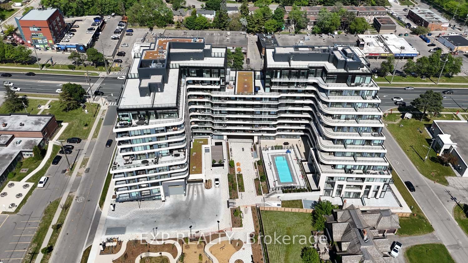 8188 Yonge Street 401, Vaughan, ON L4J 0M2