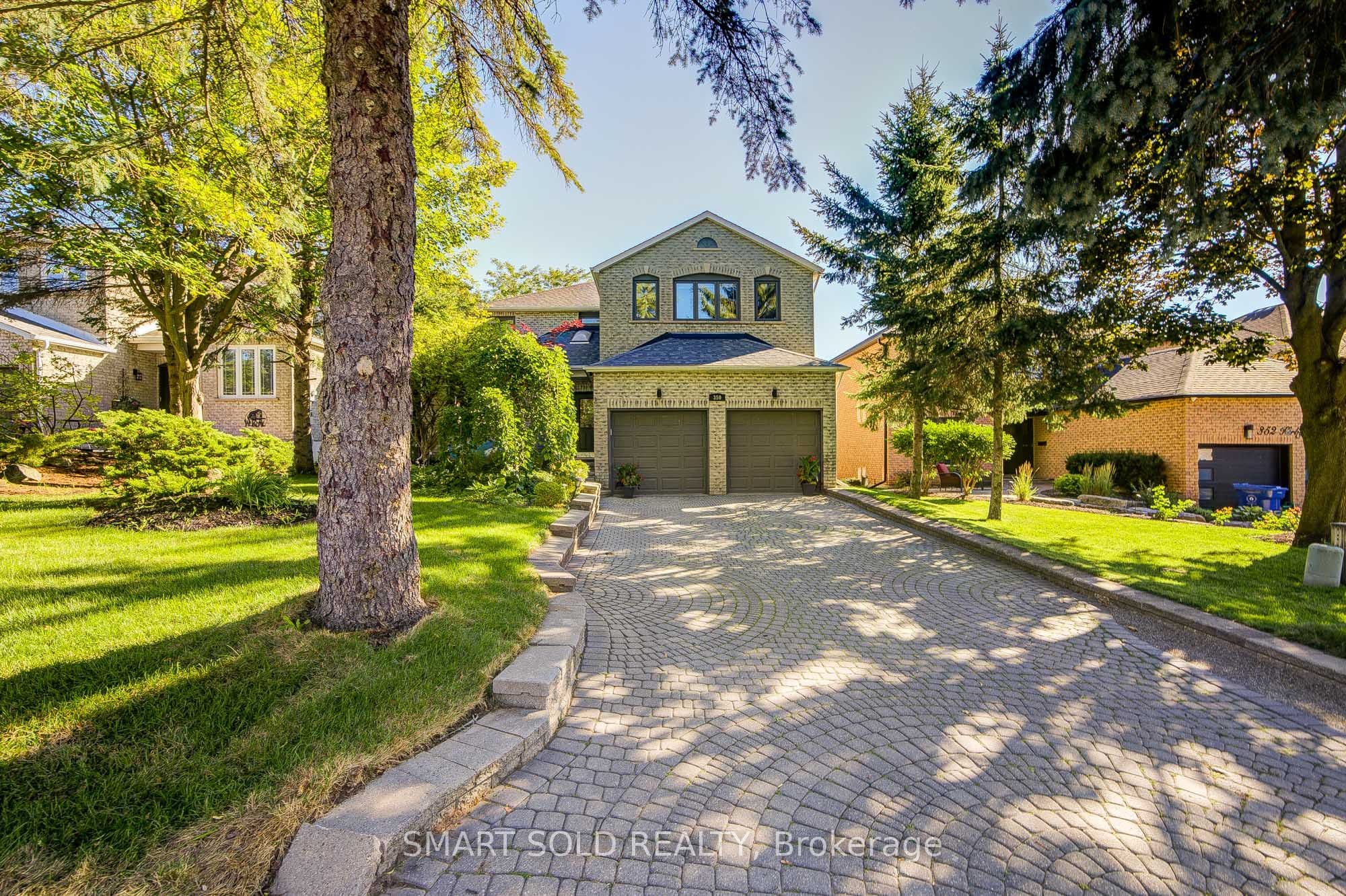 350 Kirby Crescent, Newmarket, ON L3X 1G7