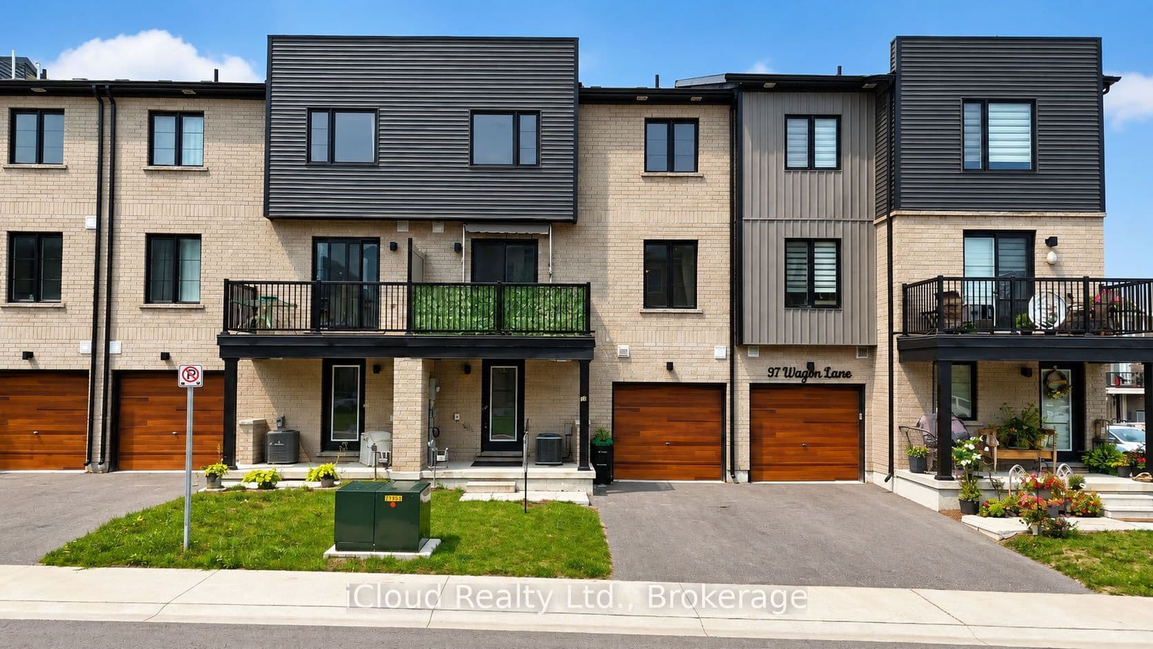 35 Wagon Lane, Barrie, ON L9J 0V4