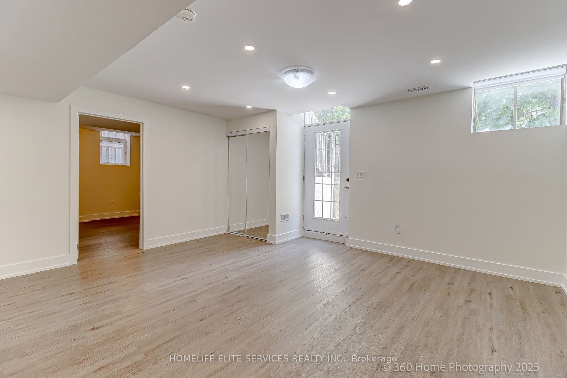 196 E Second Avenue E, North Bay, ON P1B 1L2