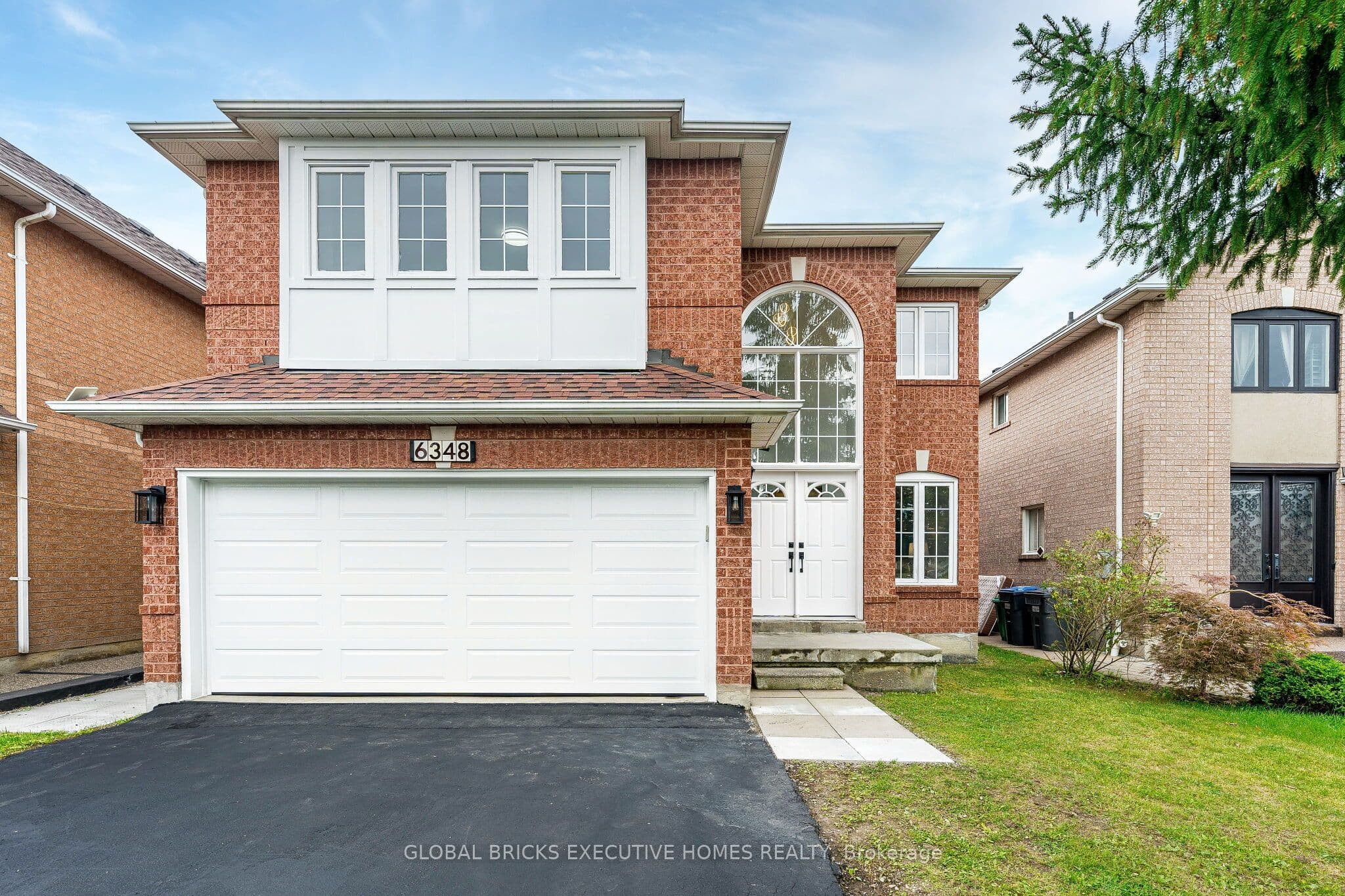 6348 Newcombe Drive, Mississauga, ON L5V 2G5