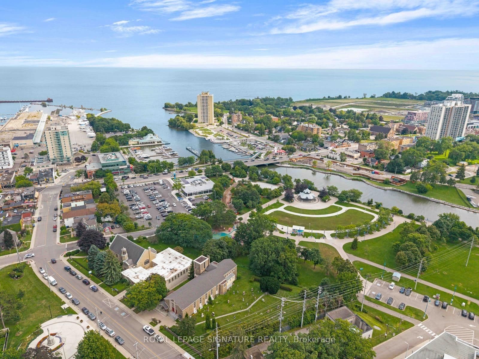 21 Park Street E 1103, Mississauga, ON L5G 1L6