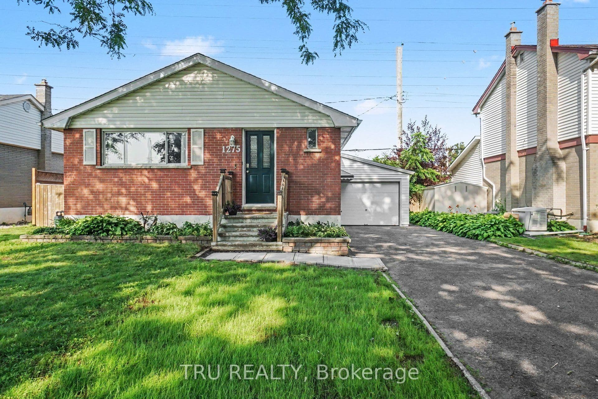 1275 Woodside Drive, Belair Park - Copeland Park and Area, ON K2C 2H1