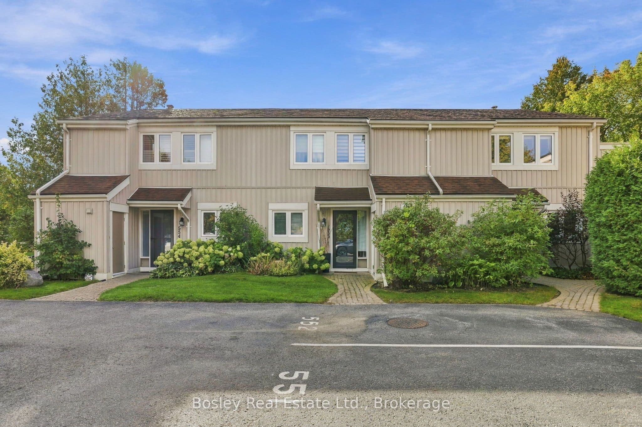552 Oxbow Crescent, Collingwood, ON L9Y 5B4