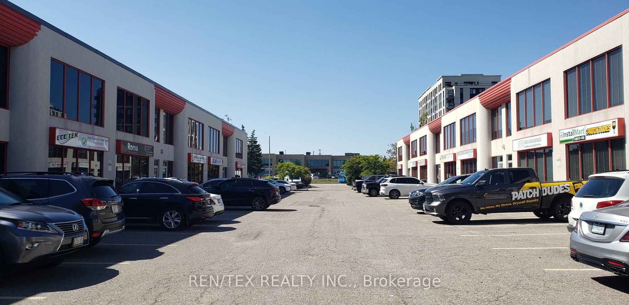 65 Woodstream Boulevard 13, Vaughan, ON L4L 7X6