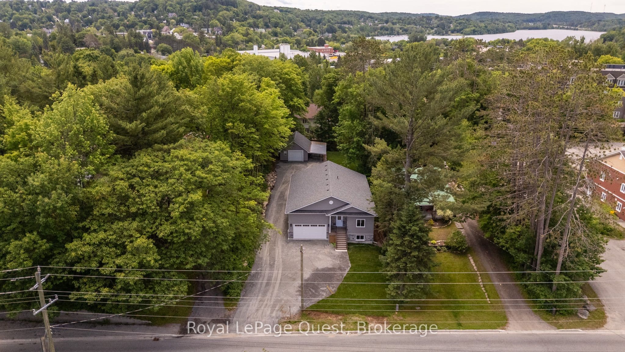 57 West Road W, Huntsville, ON P1H 1L4