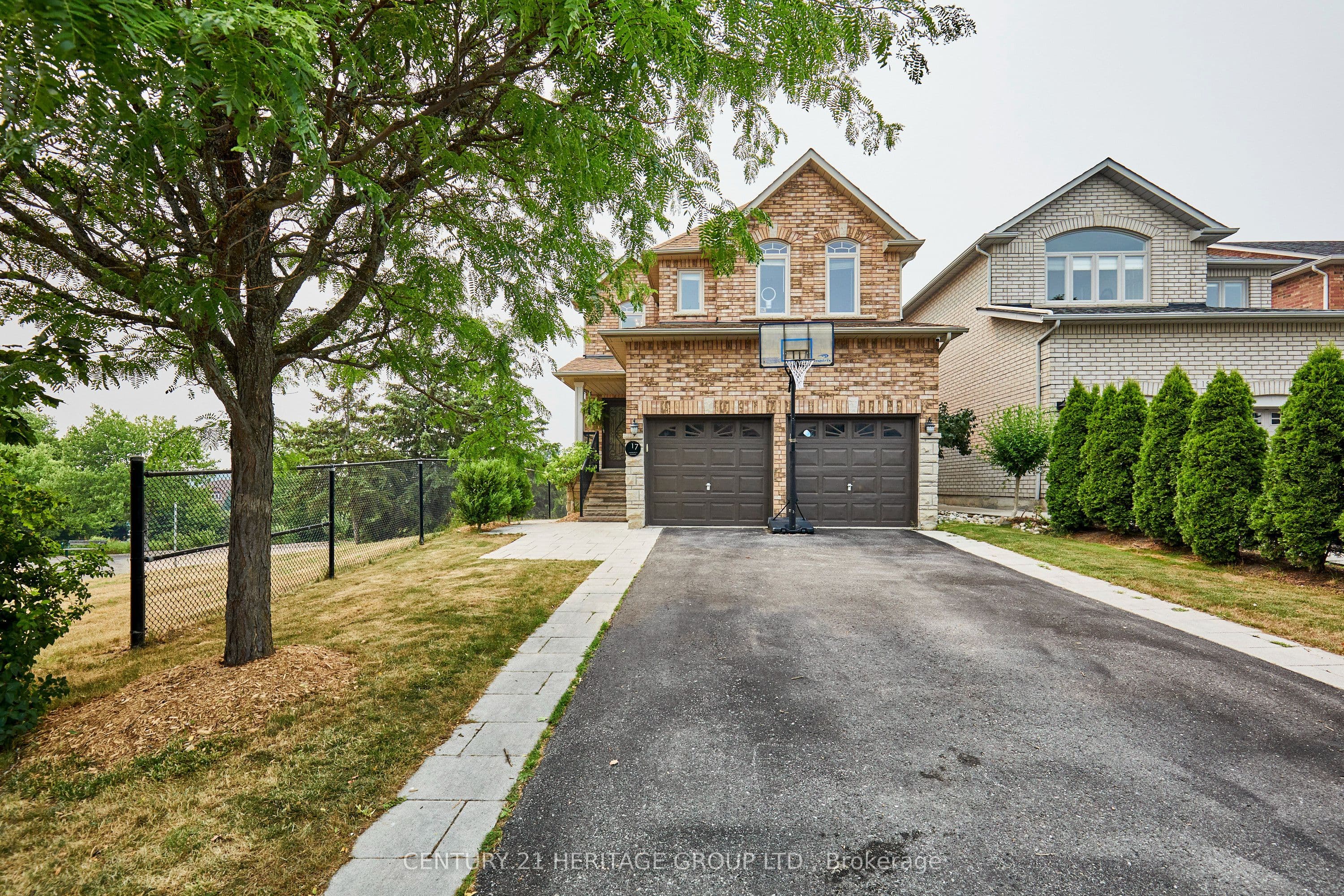17 Shangrila Terrace, Caledon, ON L7E 2N2