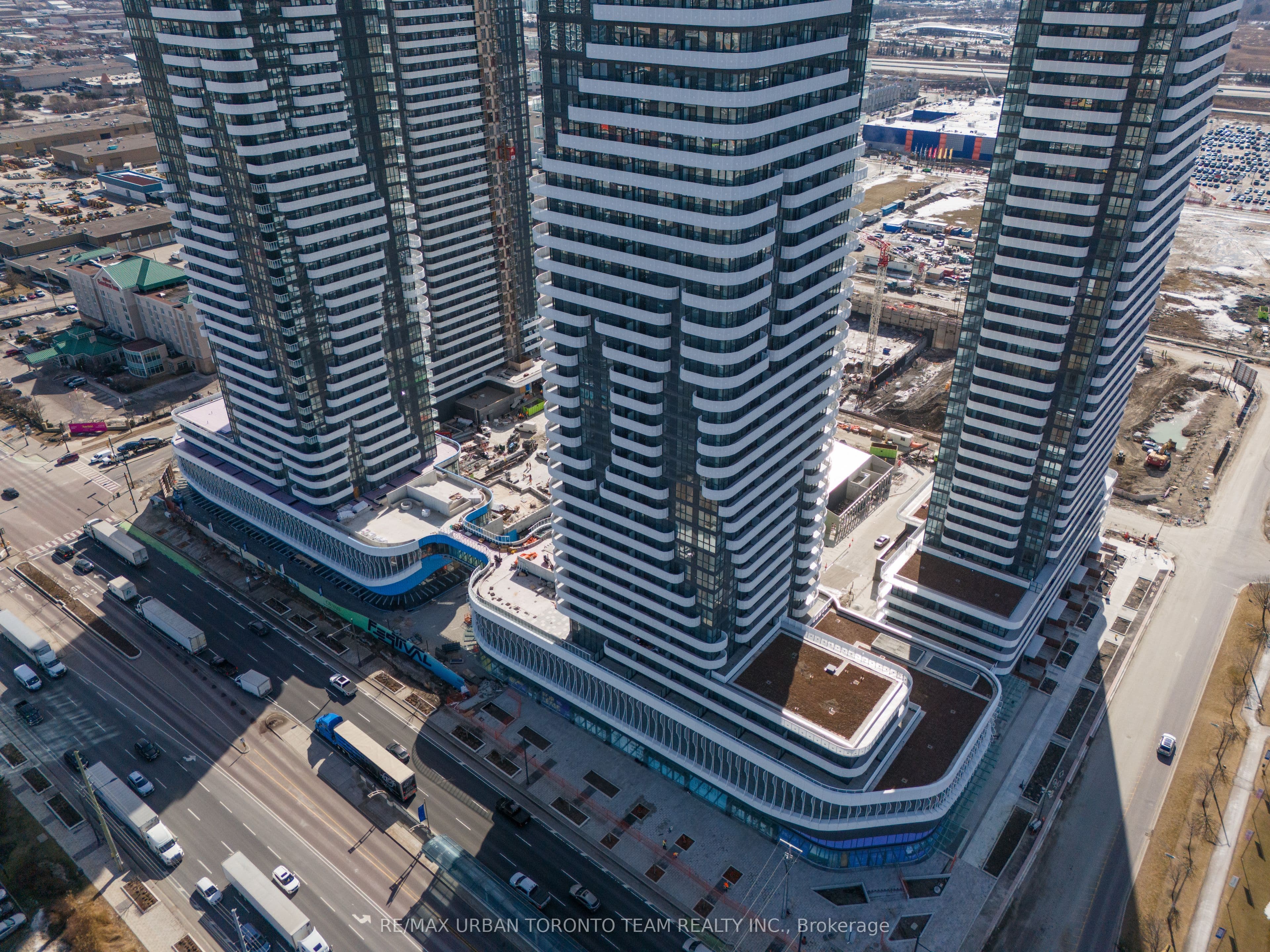 225 Commerce Street 3301, Vaughan, ON L4K 0R1