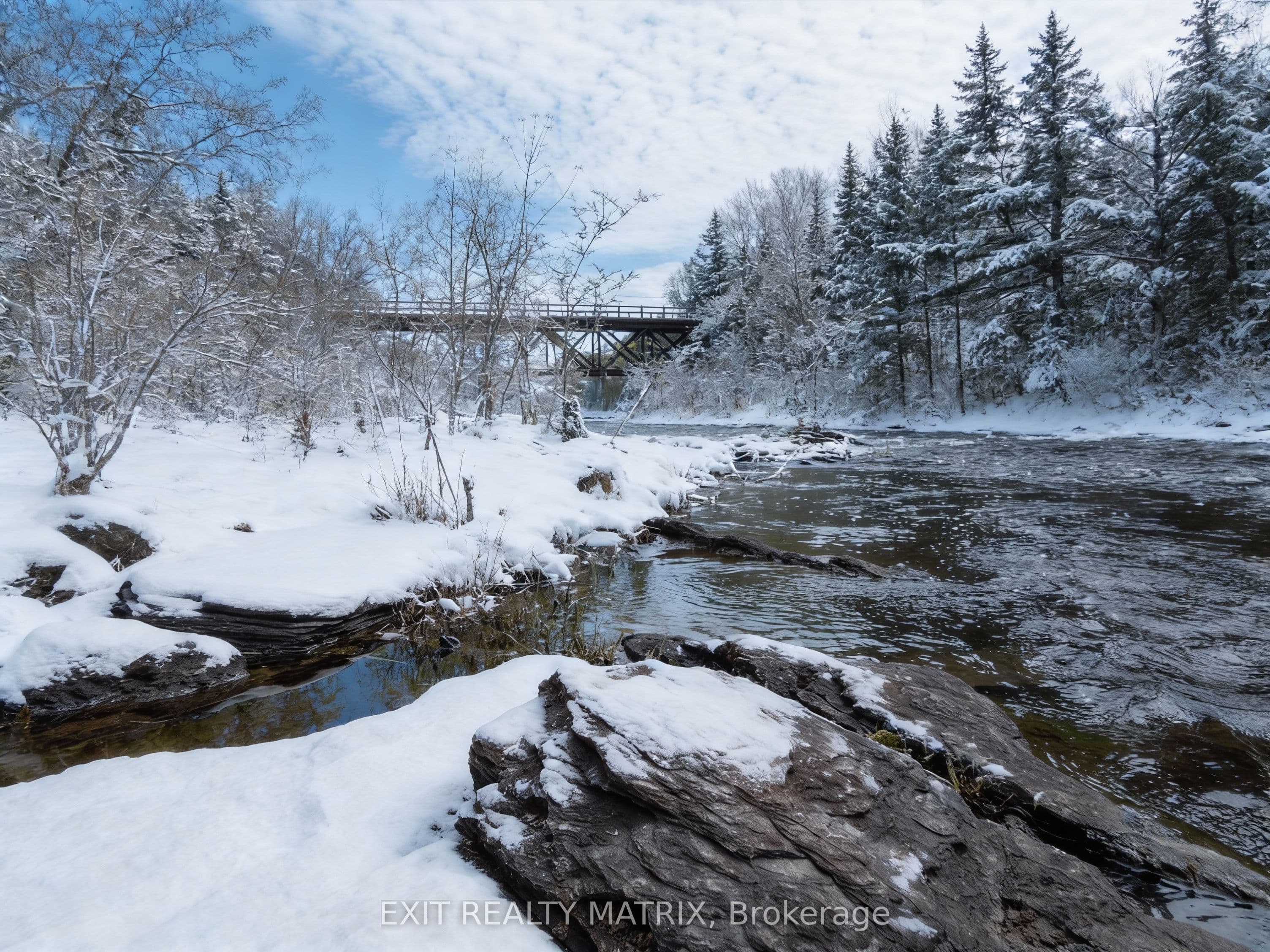 12654 Lanark Road, Greater Madawaska, ON K0J 1H0