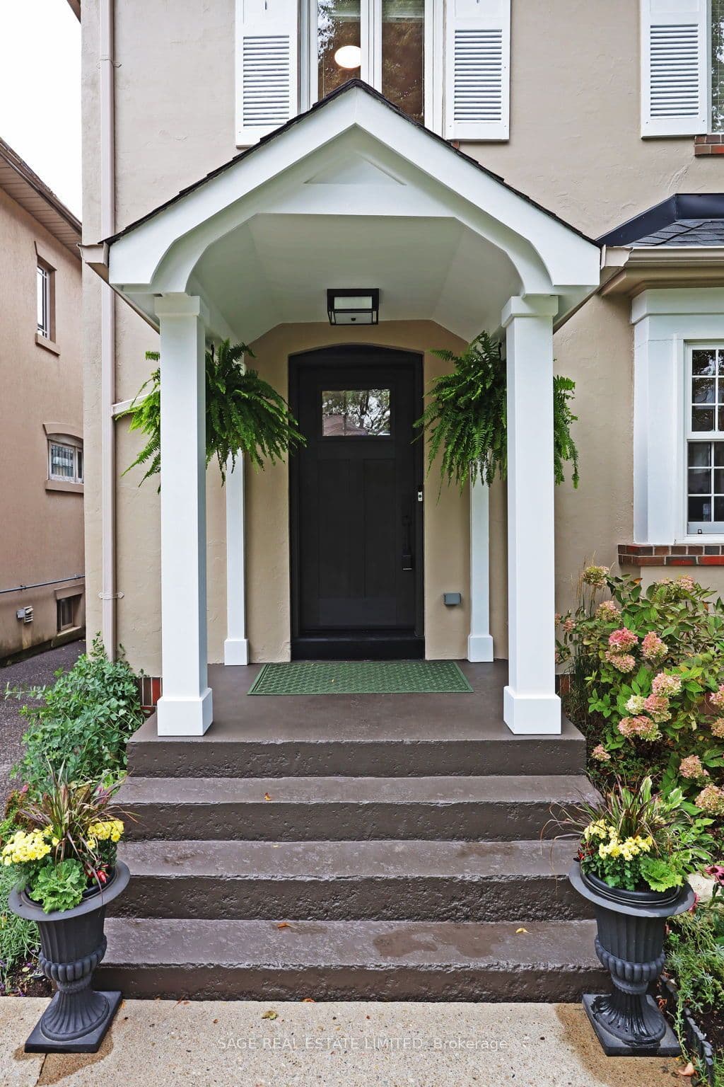 64 Cheritan Avenue, Toronto, ON M4R 1S6