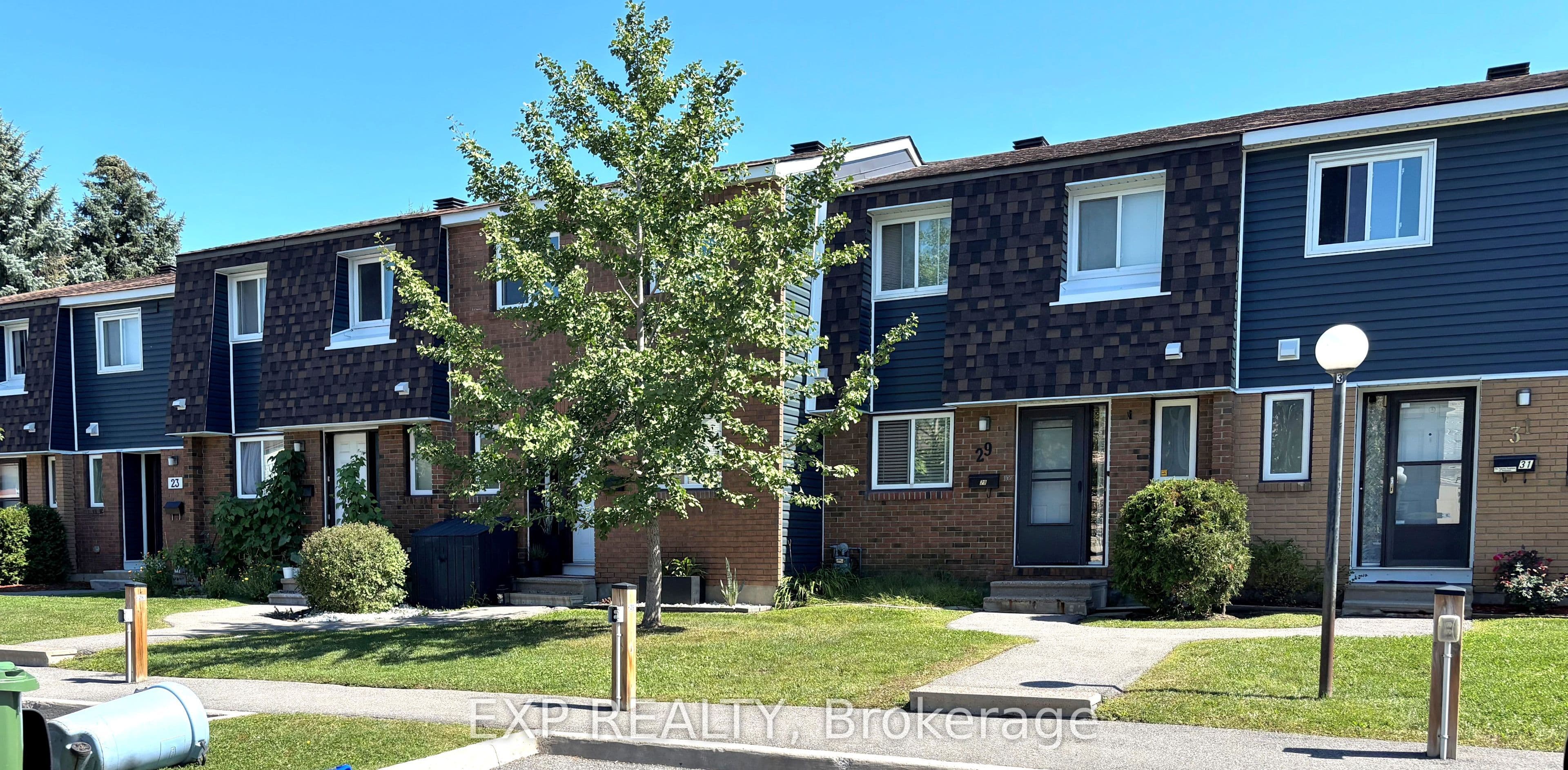 41 Pixley Private 10, Alta Vista and Area, ON K1G 4C3