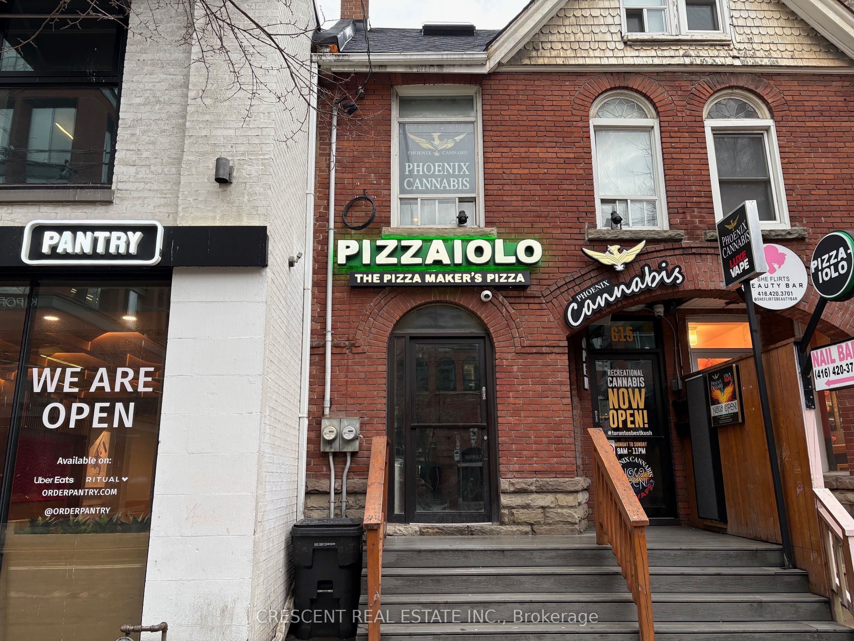 615 King Street W, Toronto, ON M5V 1M5