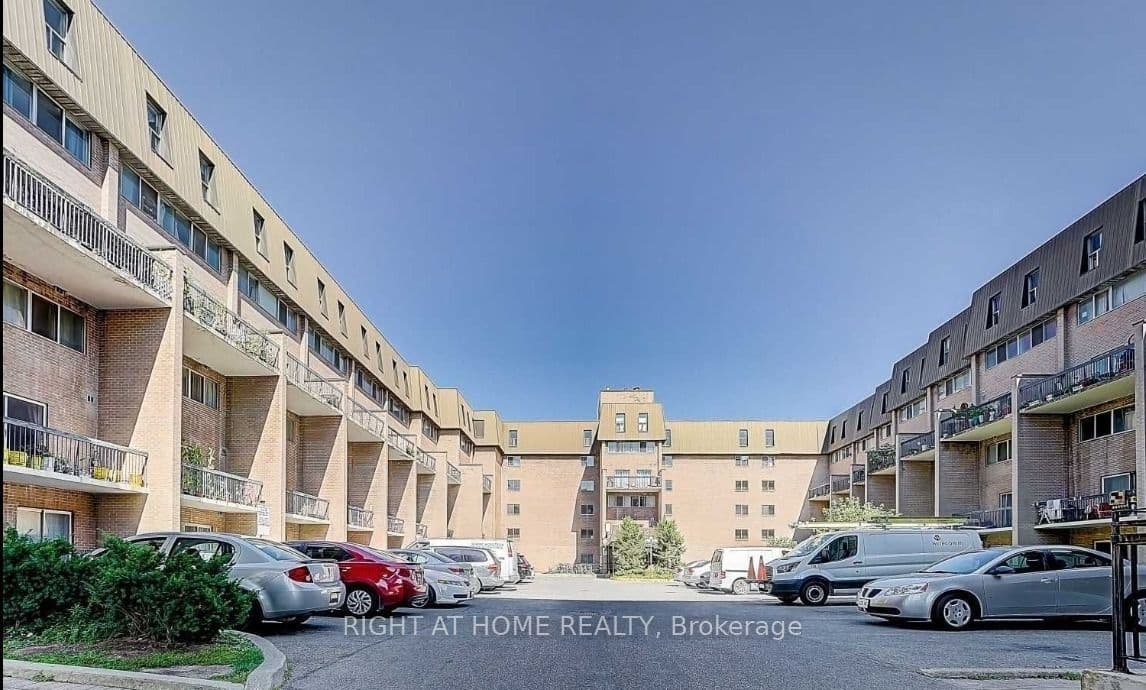 165 GF Cherokee Boulevard 149, Toronto, ON M2J 4T7