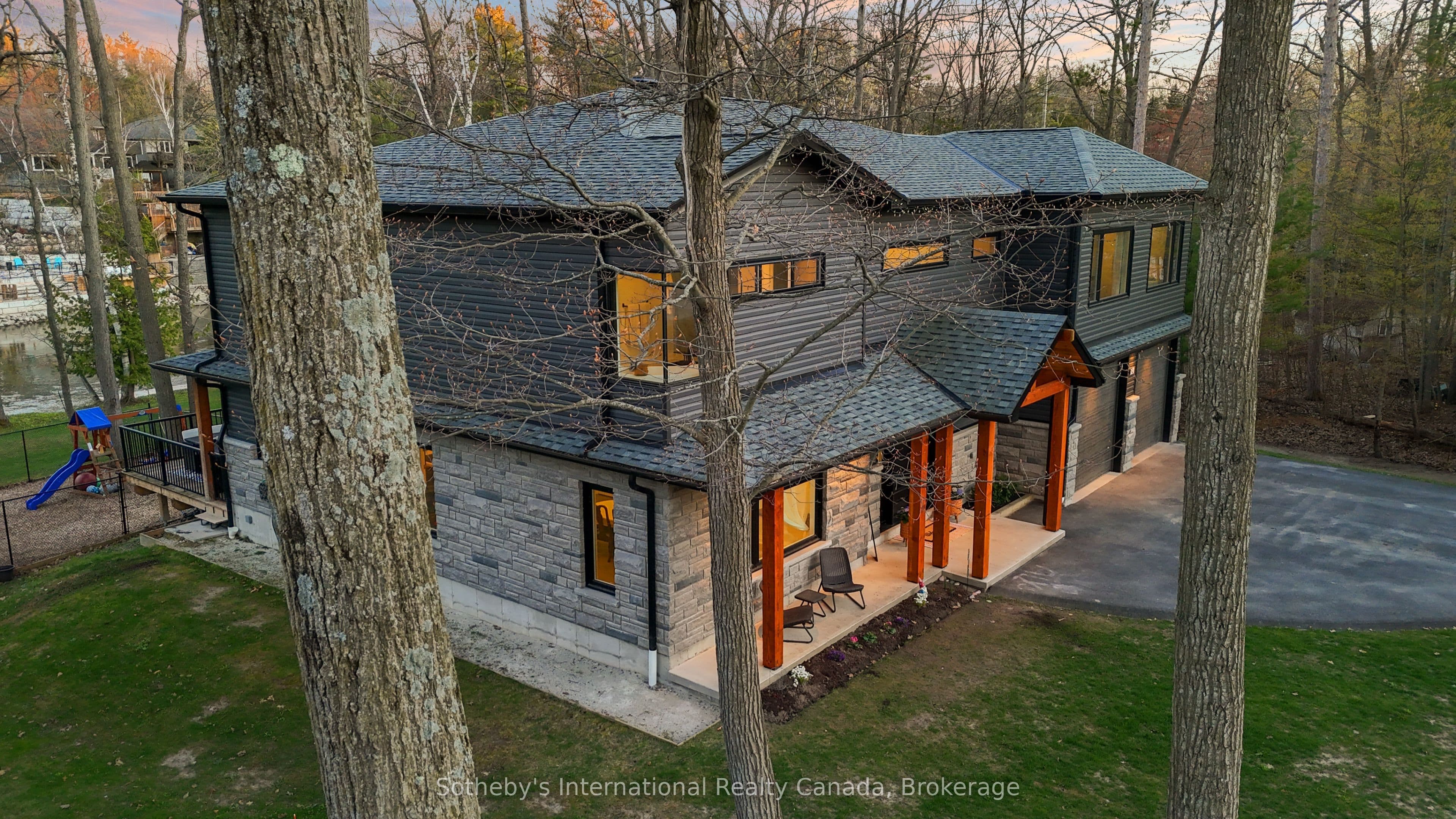 71 OAK LEA Boulevard, Wasaga Beach, ON L9Z 2V1
