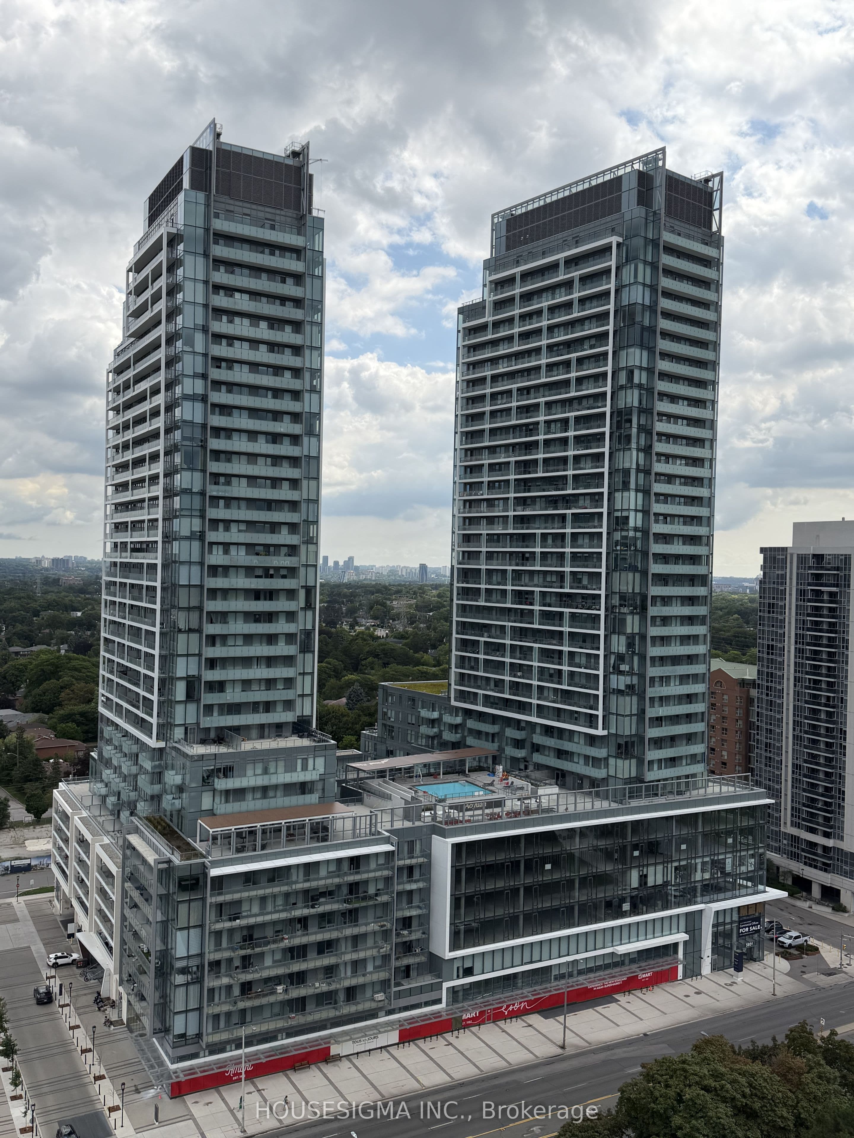 7 Golden Lion Heights N540, Toronto, ON M2M 0C1
