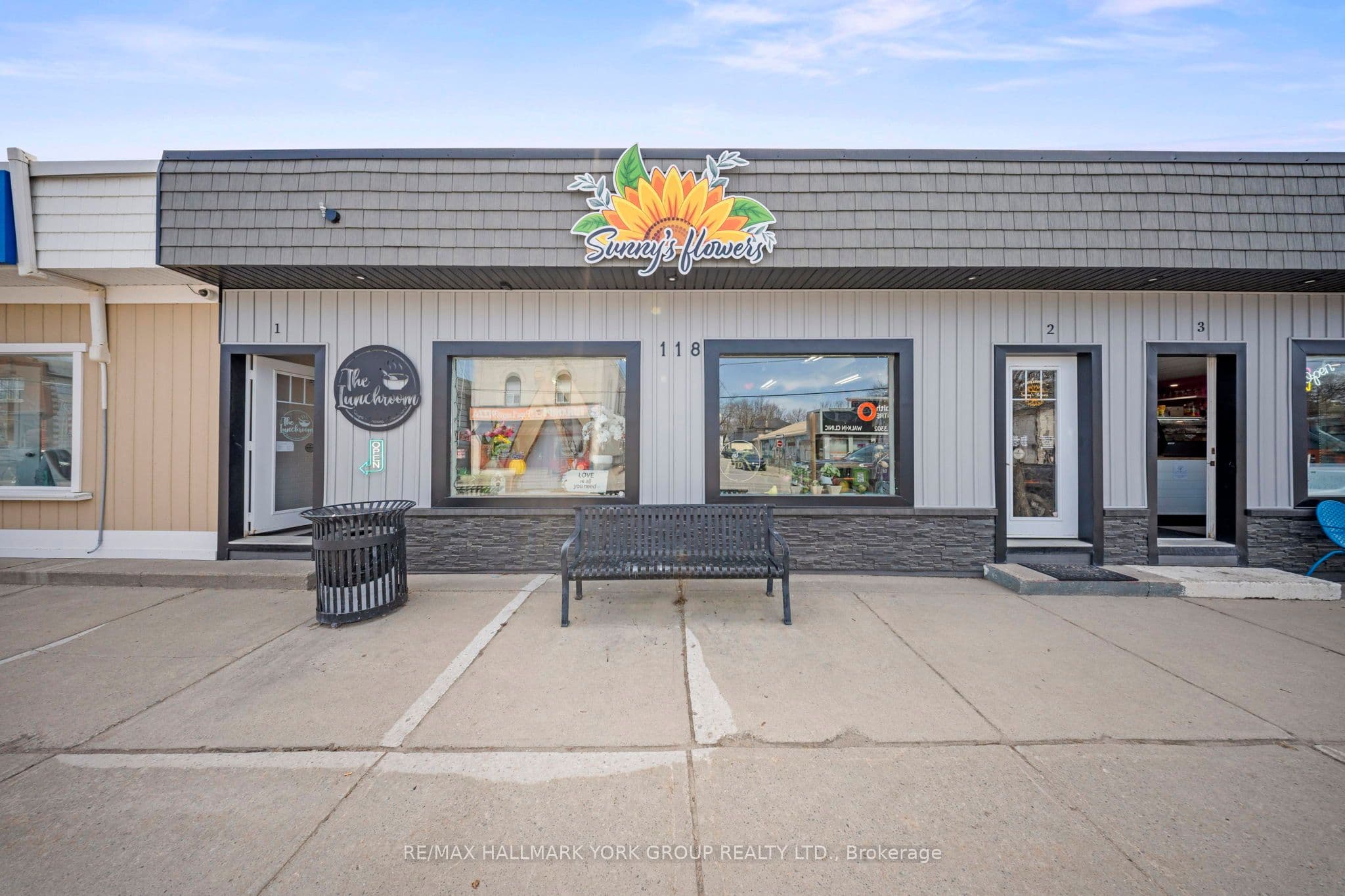 118 High Street #3, Georgina, ON L0E 1R0