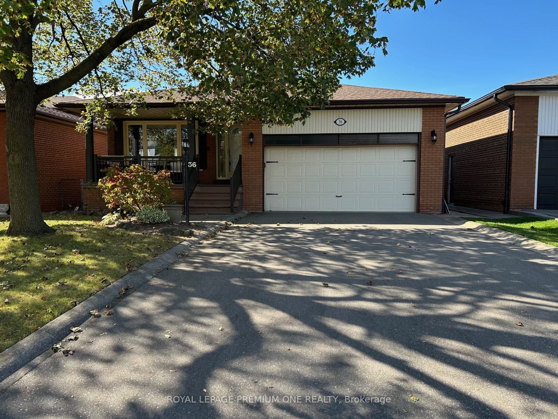 36 Windsor Road, Toronto, ON M9R 3G4