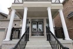 27 Prosperity Way, East Gwillimbury, ON L9N 0V1
