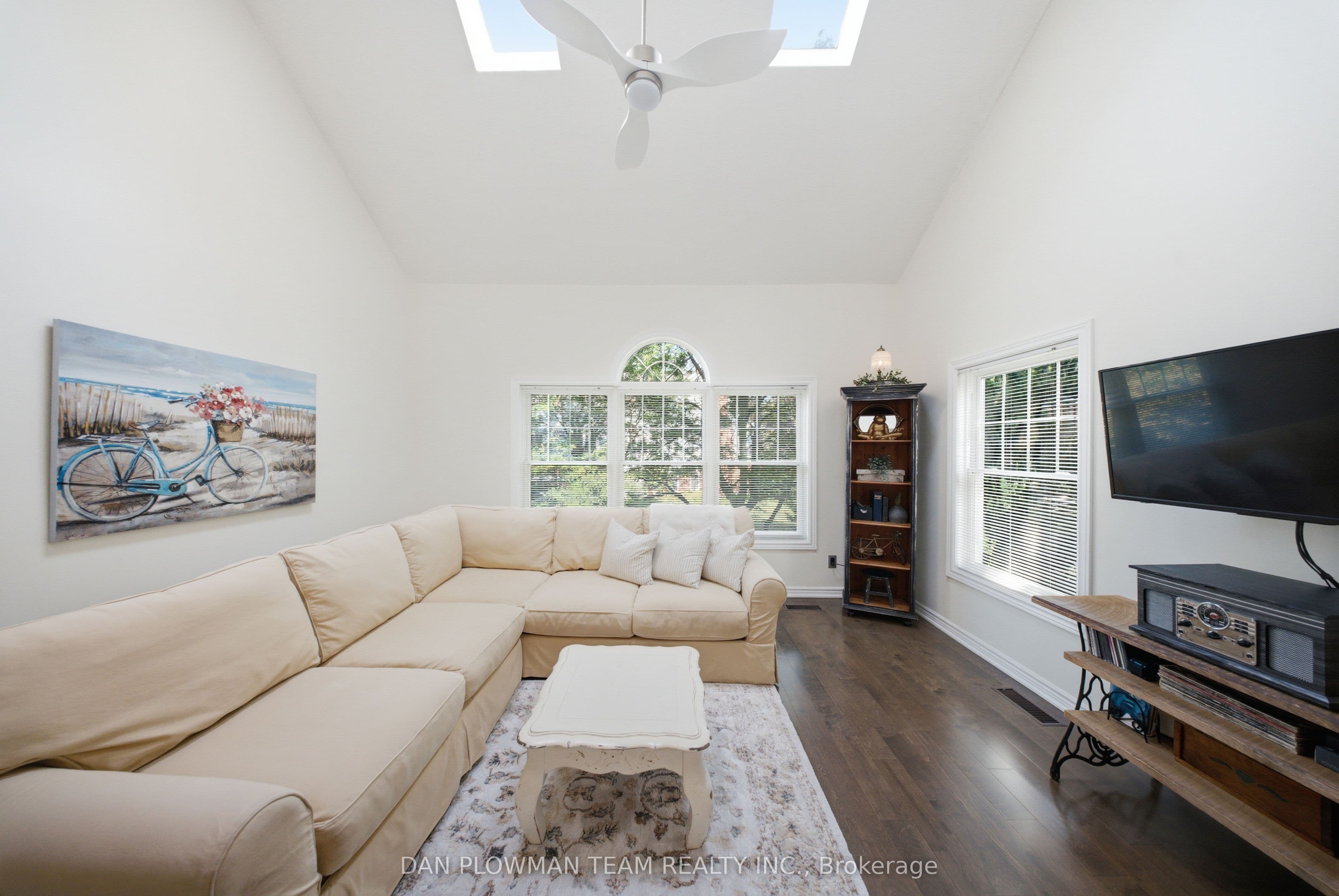 1661 Nash Road H-14, Clarington, ON L1E 1S8