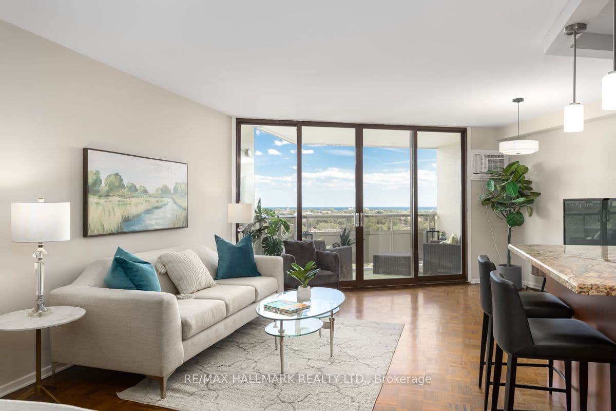 980 Broadview Avenue 1201, Toronto, ON M4K 3Y1