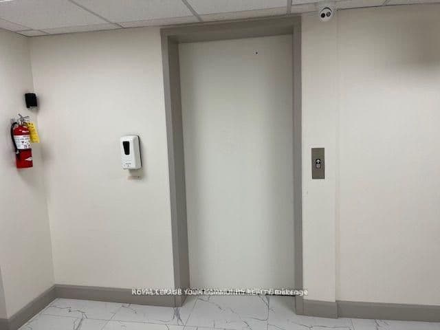 107 Holland Street E 100D, Bradford West Gwillimbury, ON L3Z 2B9