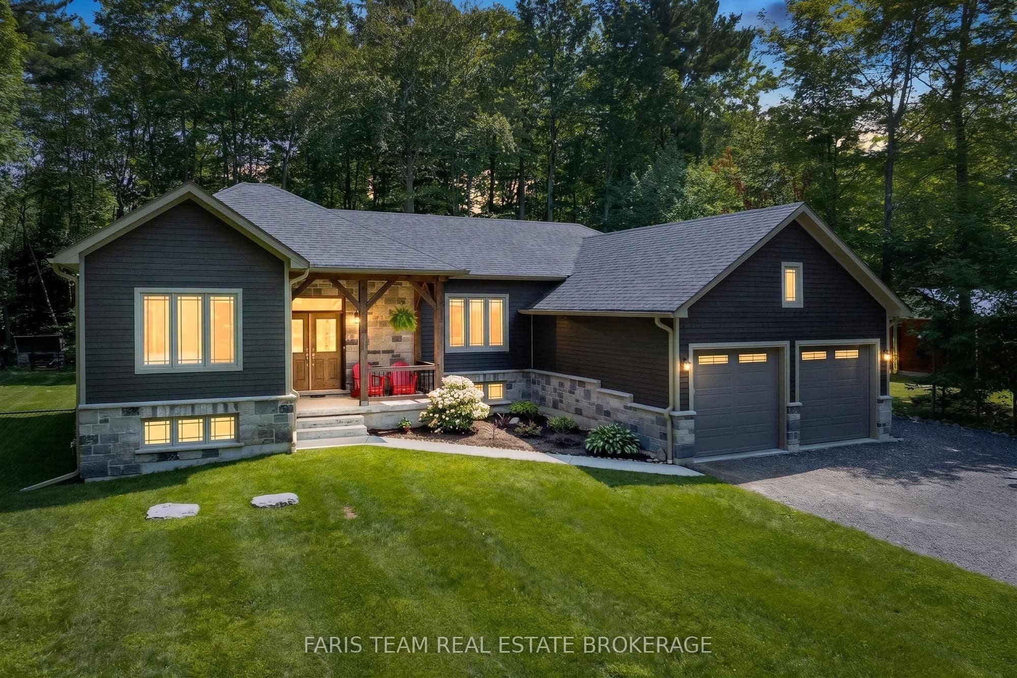 41 Tall Pines Drive, Tiny, ON L9M 0H4