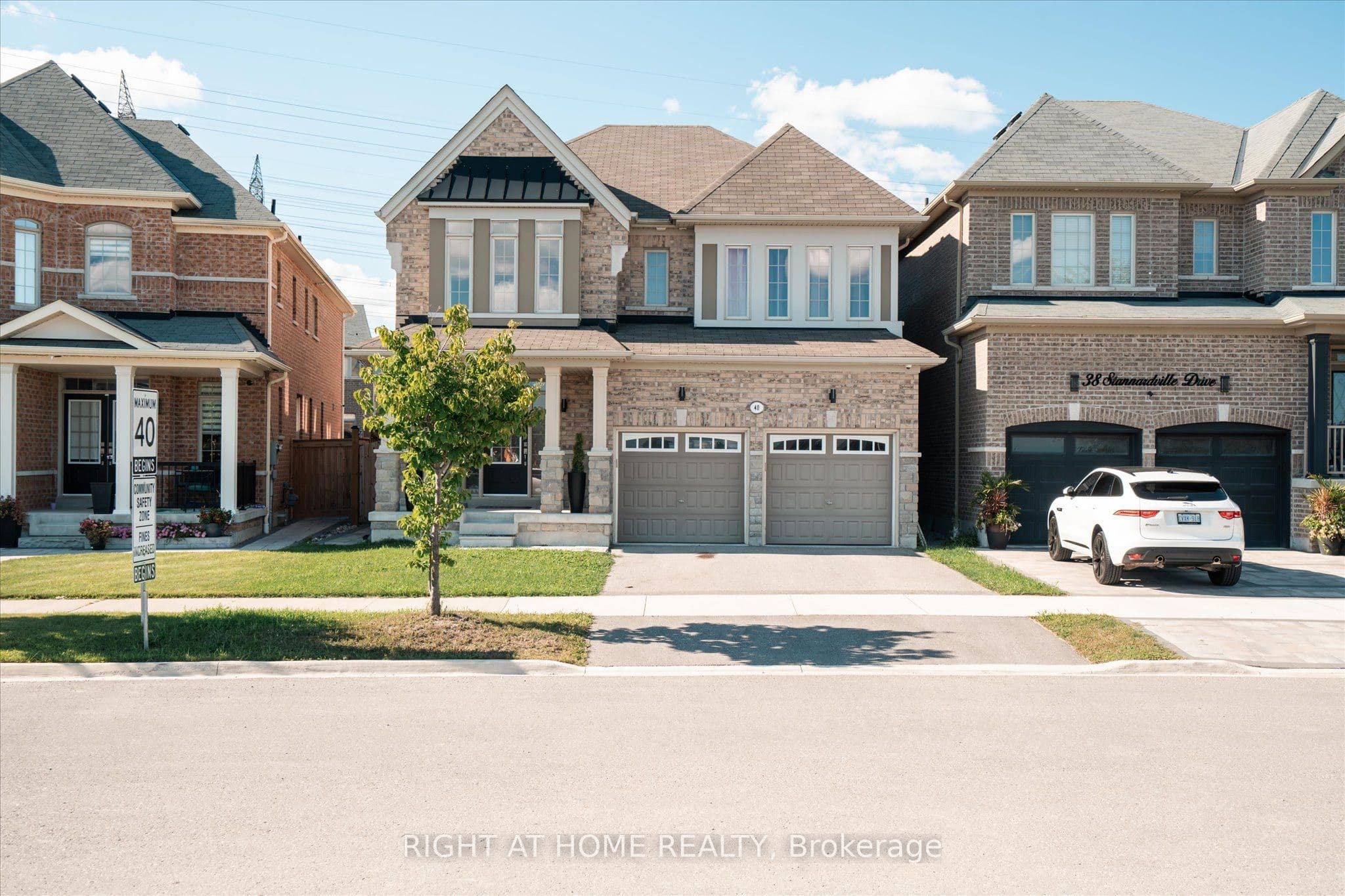 40 Stannardville Drive, Ajax, ON L1T 0N9