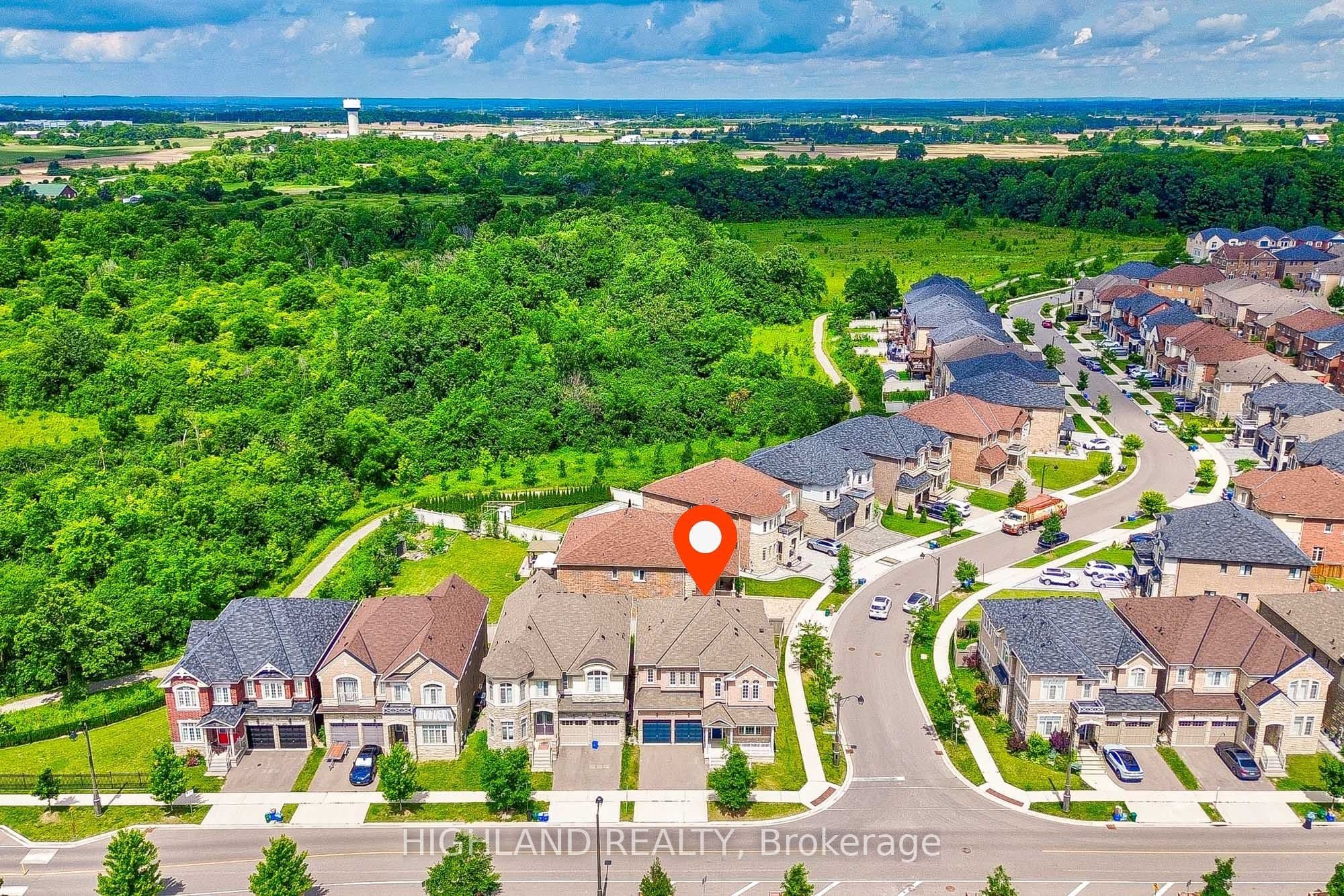 425 Threshing Mill Boulevard, Oakville, ON L6H 0T4