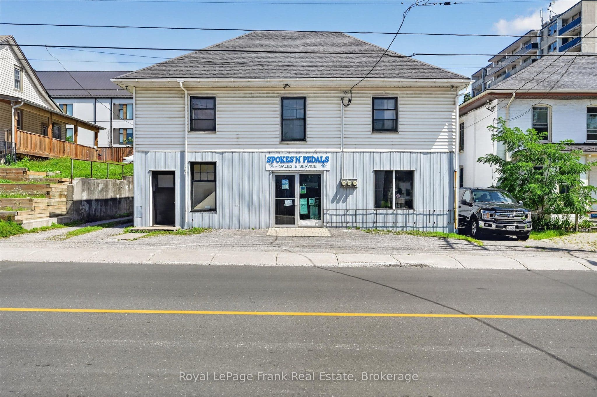 464 Aylmer Street N, Peterborough, ON K9H 3W2
