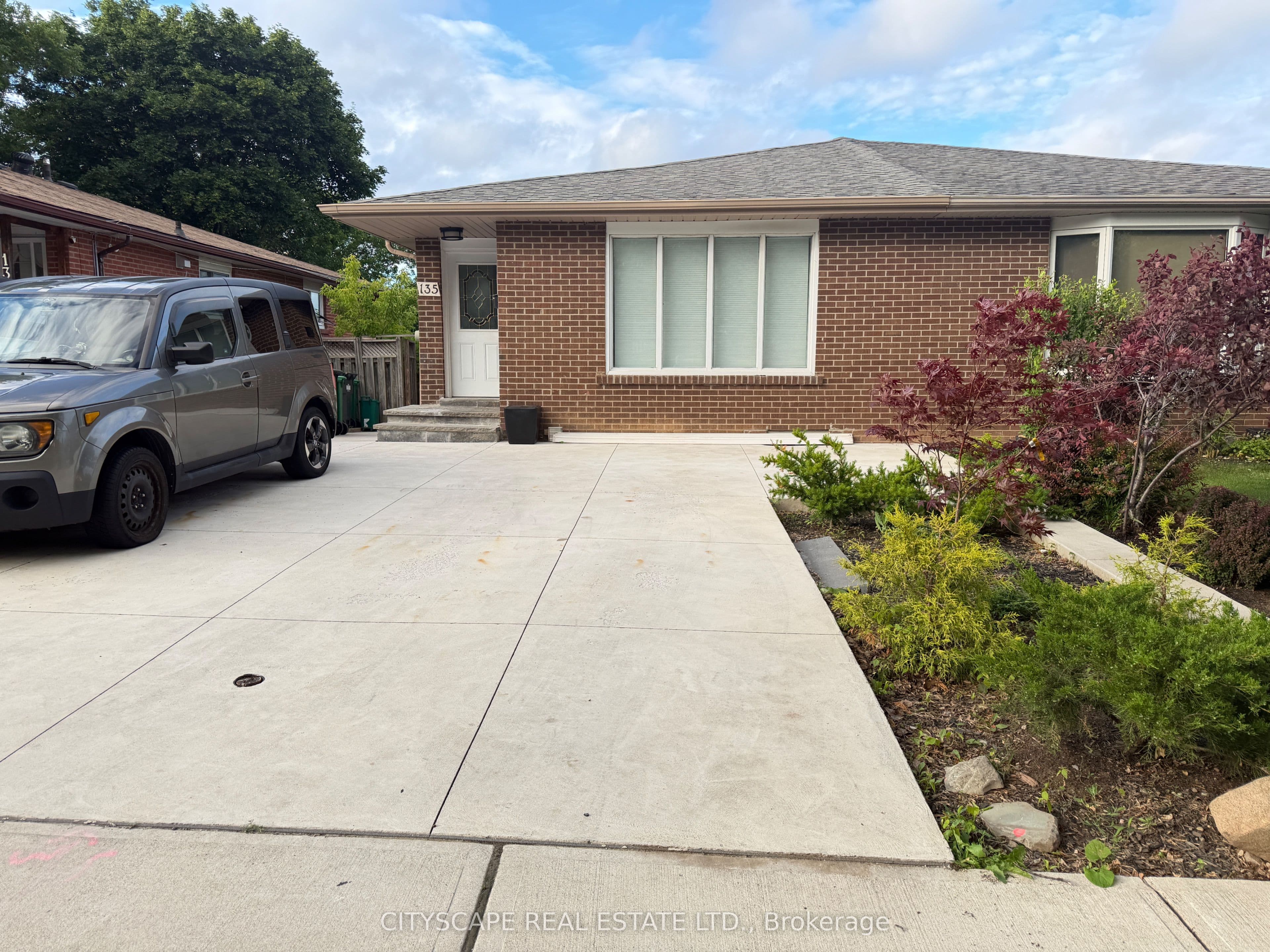 135 Bonham Bsmt Boulevard BSMT A, Mississauga, ON L5M 1C8