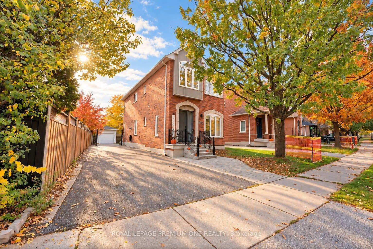 2673 Castle Hill Crescent, Oakville, ON L6H 6J1