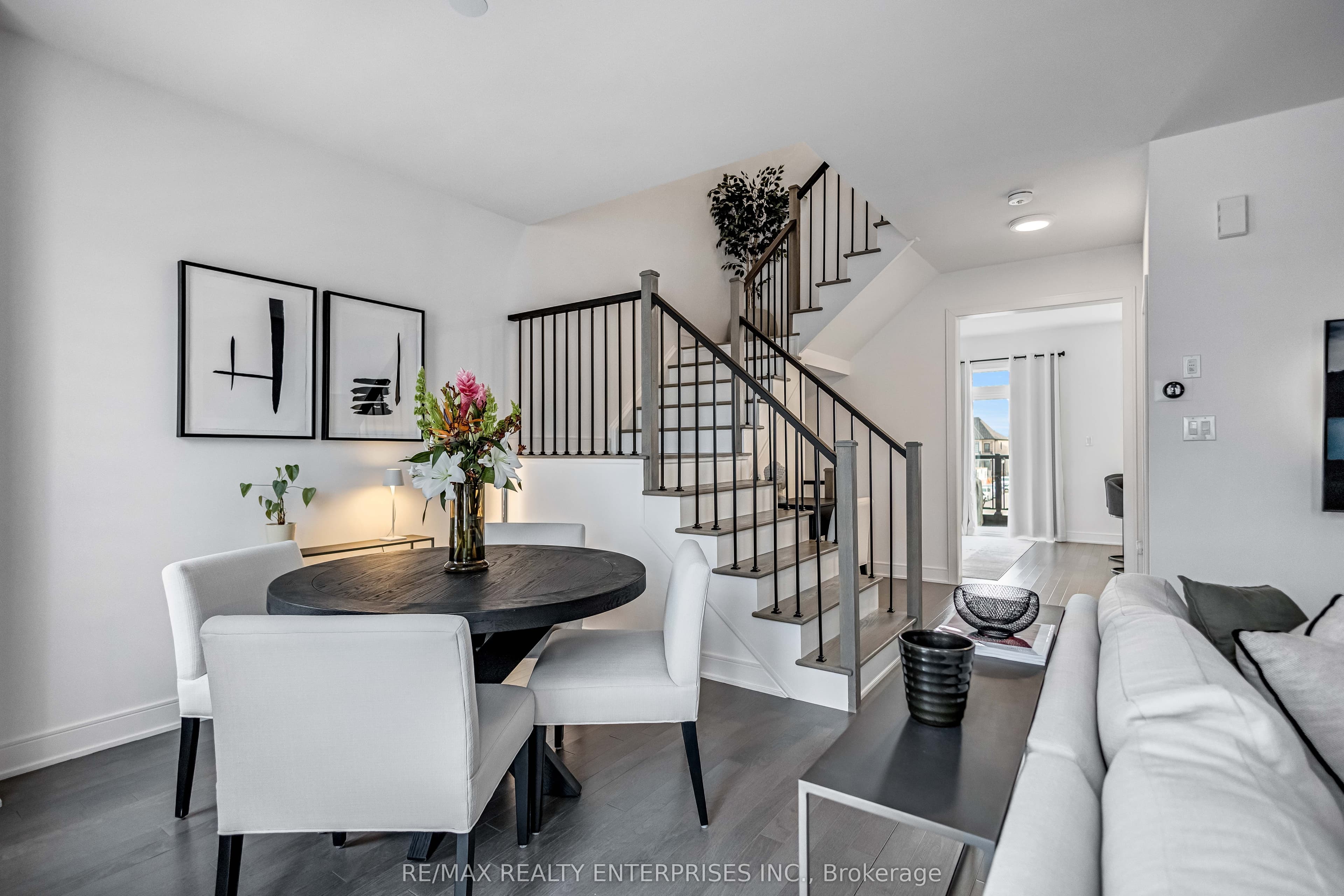2497 Littlefield Crescent, Oakville, ON L6M 5L9
