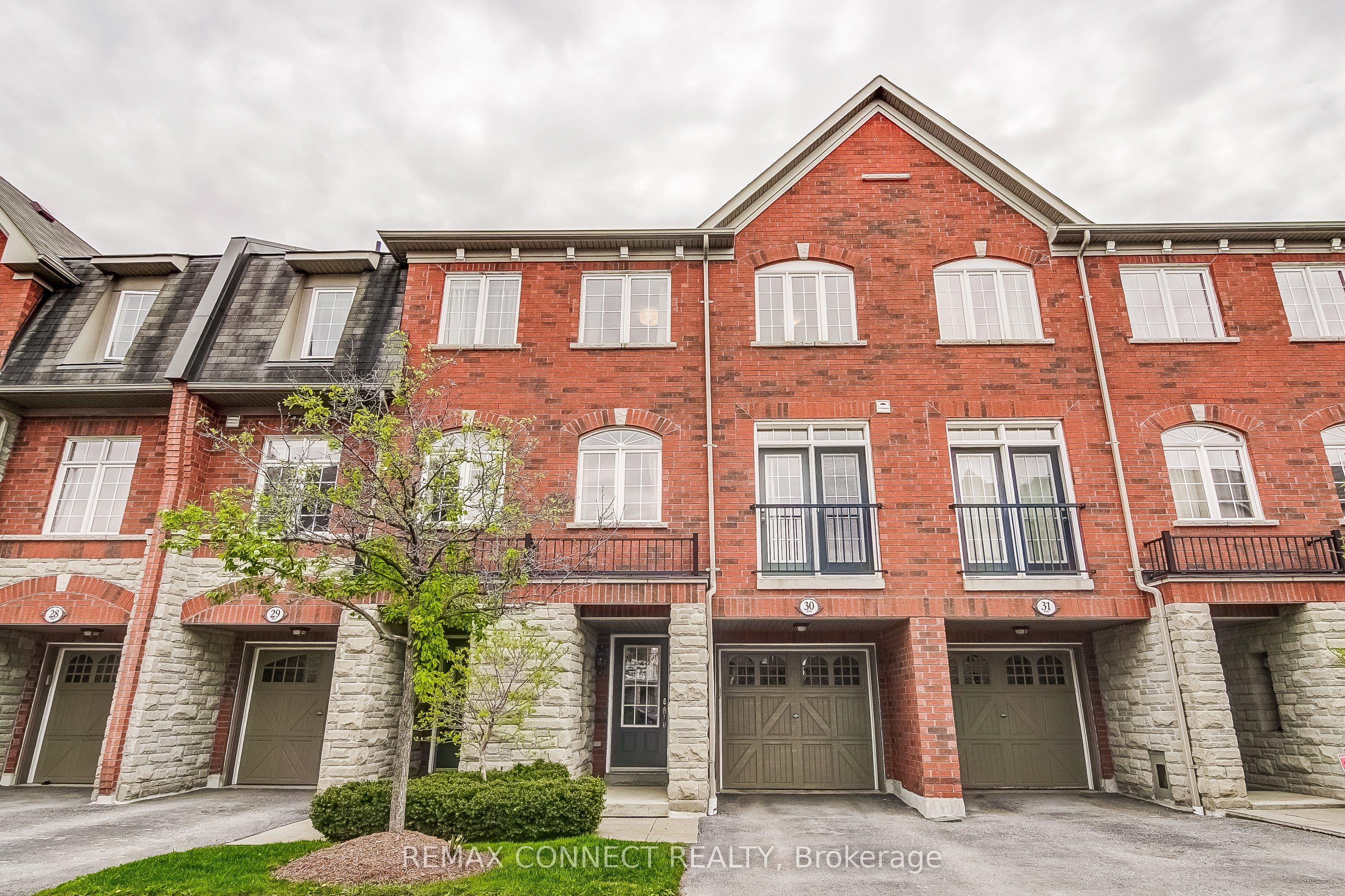 1701 Finch Avenue 30, Pickering, ON L1V 0B7
