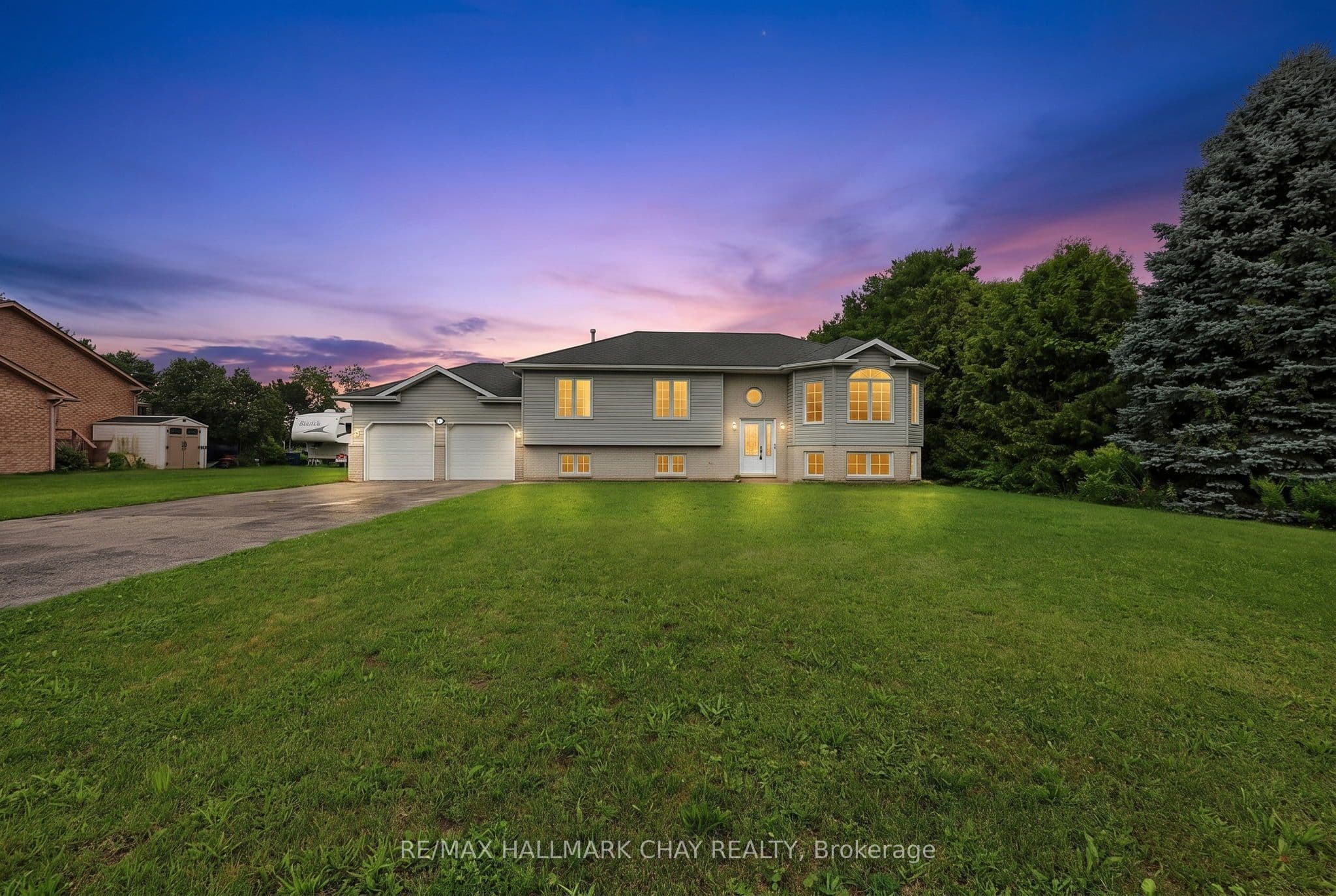 1 Dean Court, Wasaga Beach, ON L9Z 1J9