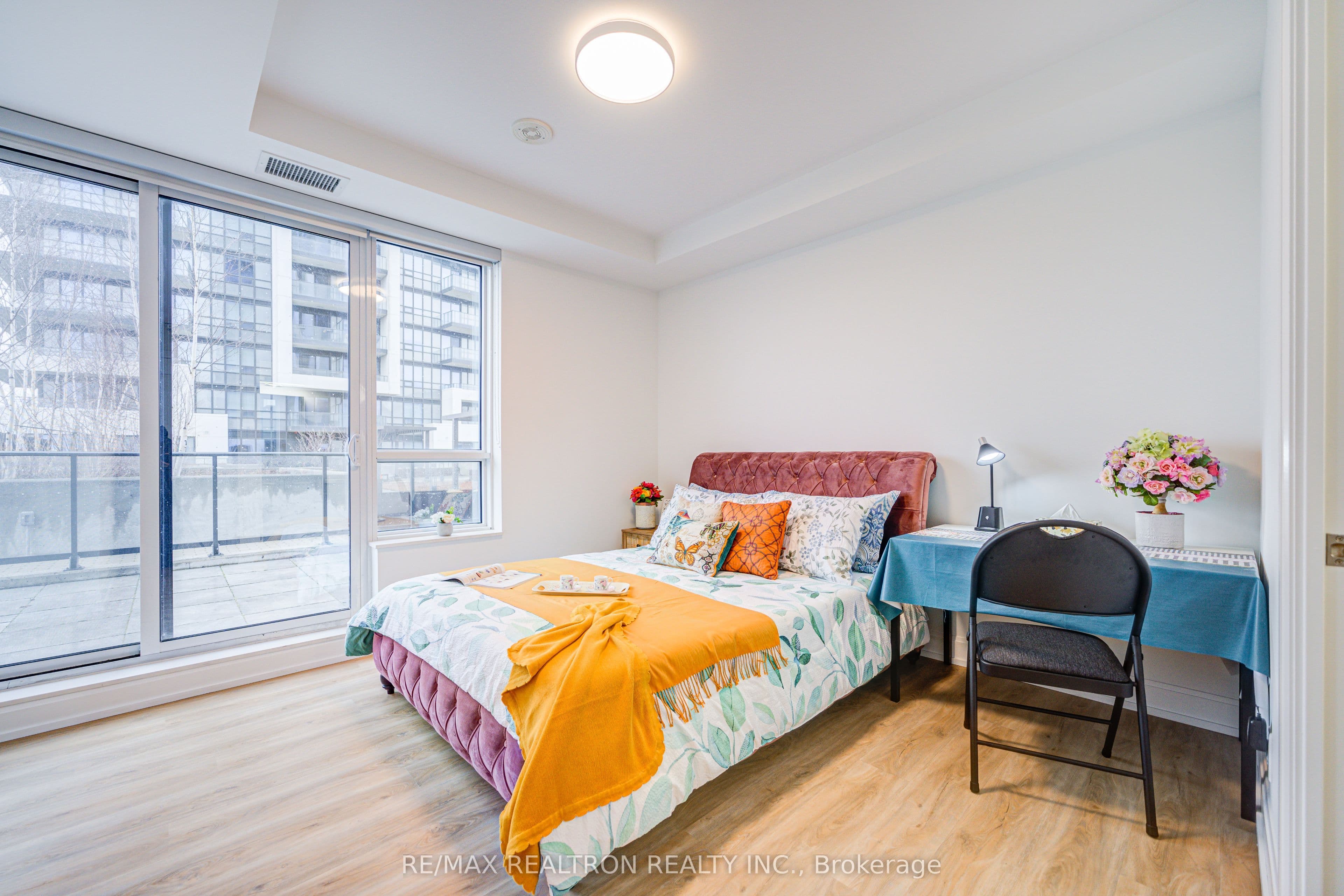 38 Gandhi Lane A 208, Markham, ON L3T 0G9