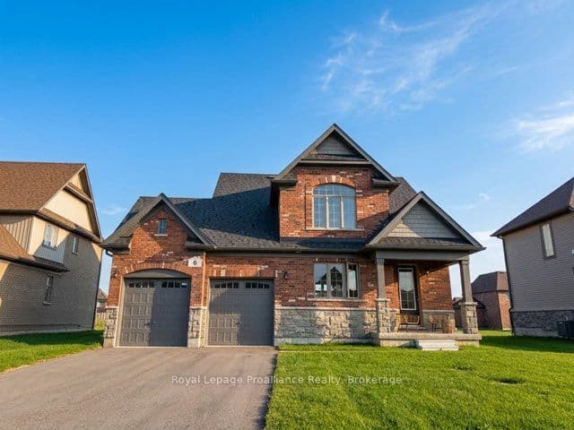 6 Larissa Park Drive, Quinte West, ON K0L 1L0