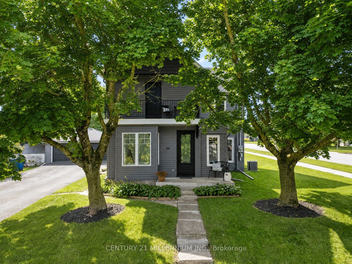 50 Leeson Street S, East Luther Grand Valley, ON L9W 5S5