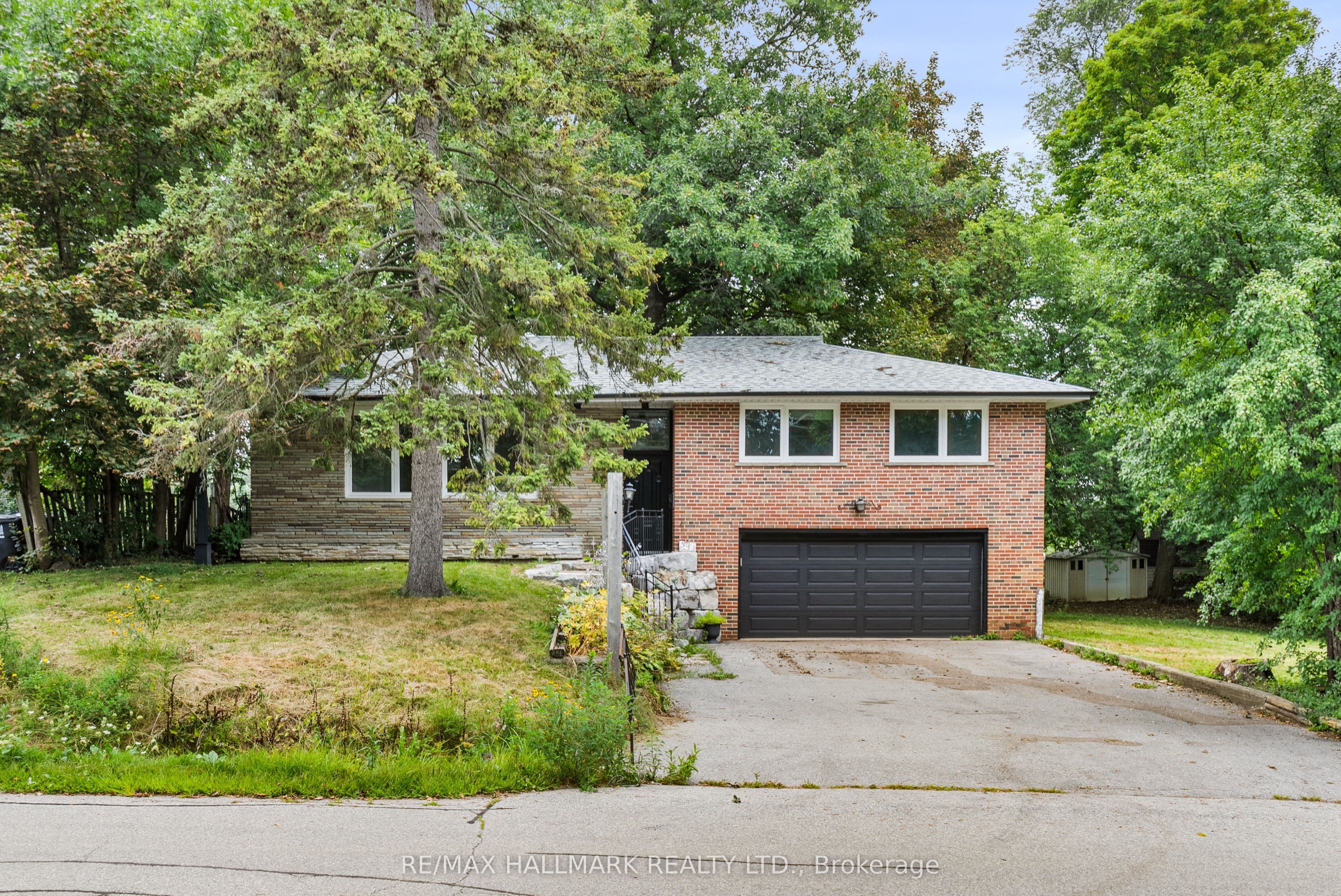 541 Rouge Hills Drive, Toronto, ON M1C 2Z9