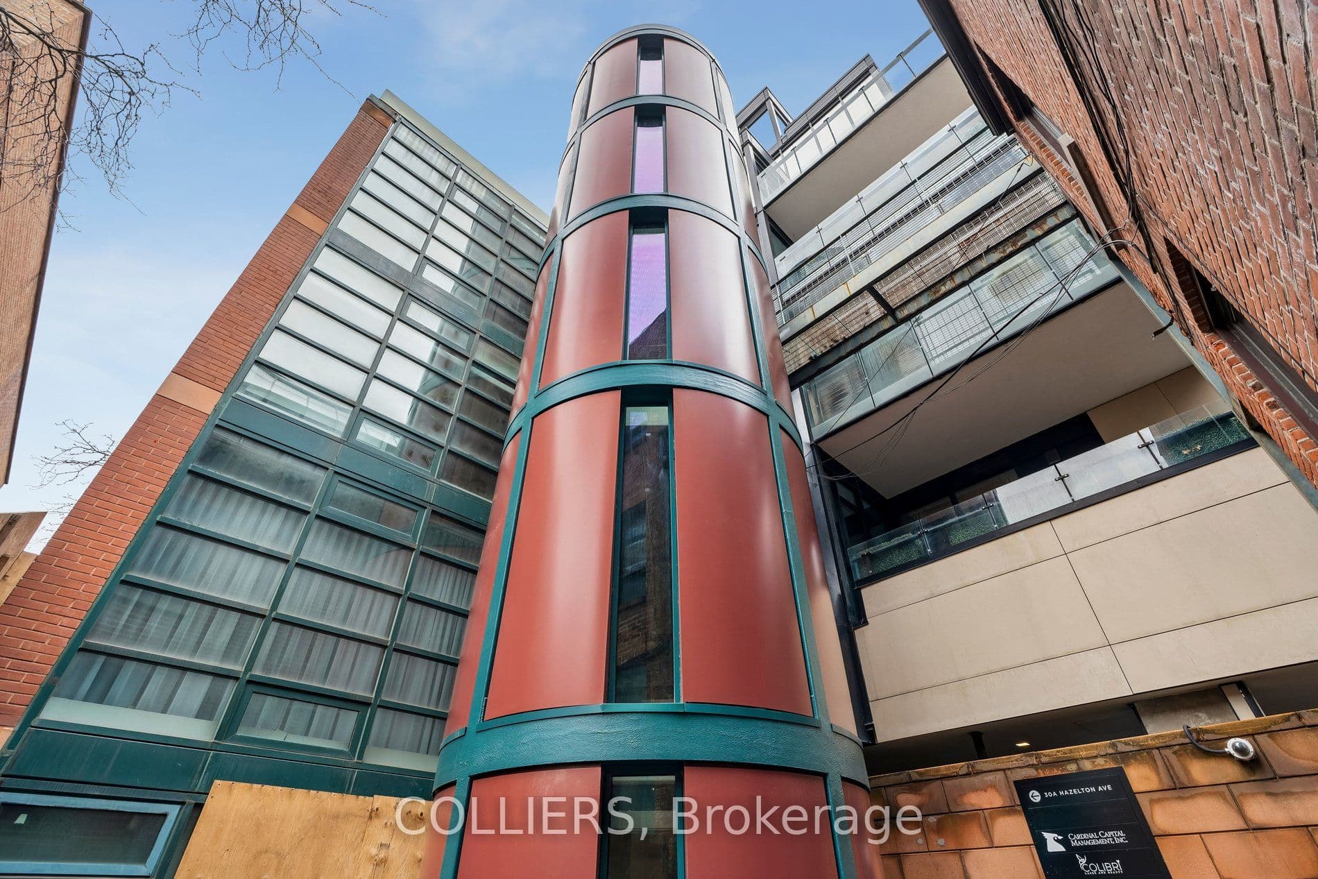 30A Hazelton Avenue 400-500, Toronto, ON M5R 2E2