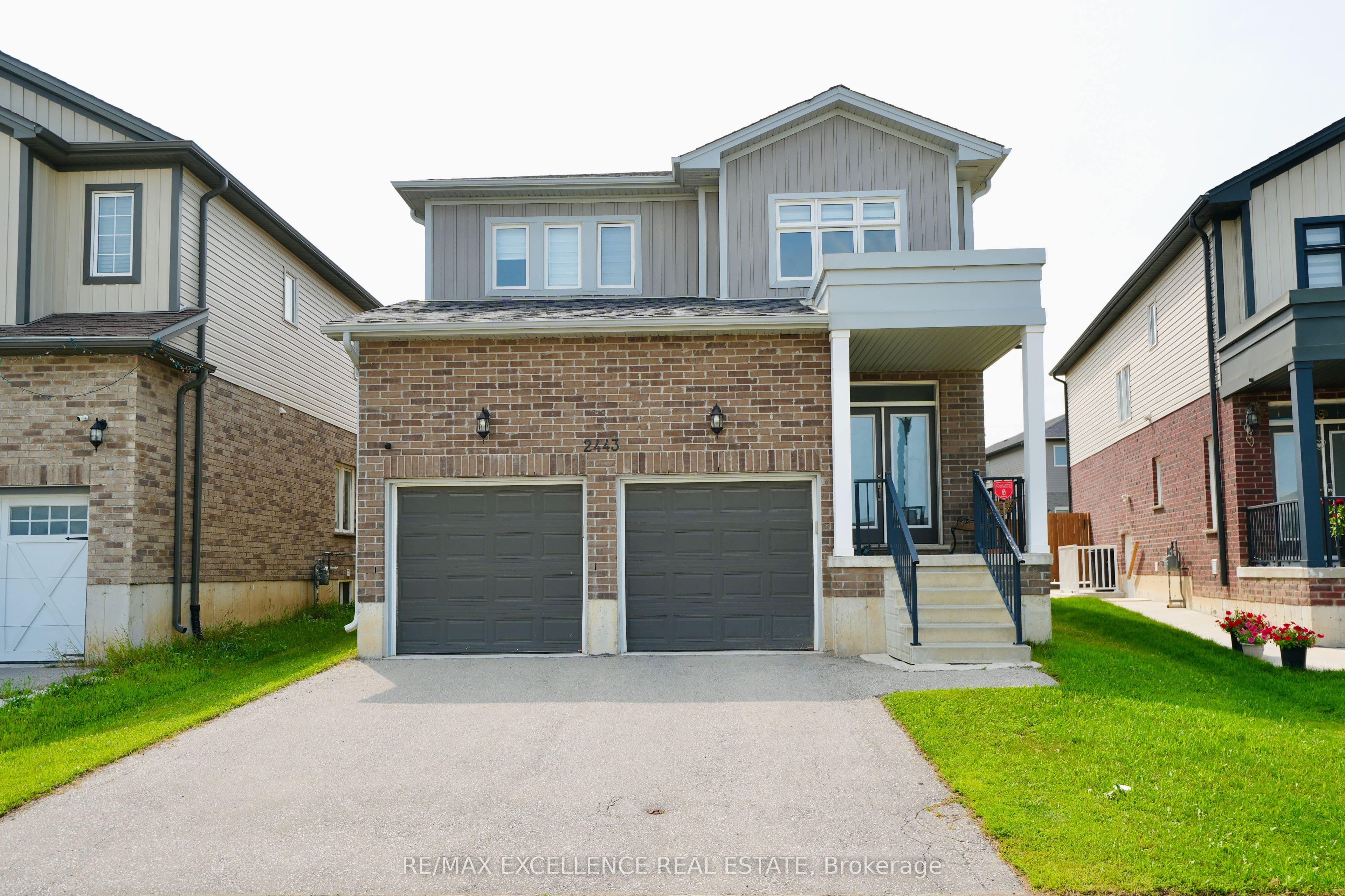 2443 Bennett Cross, London South, ON N6M 0G6