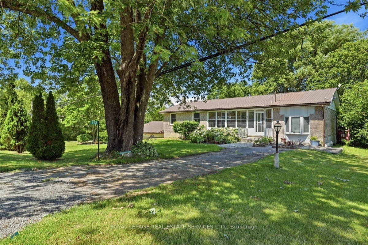 143 County Rd 28 Road, Prince Edward County, ON K8N 4Z7