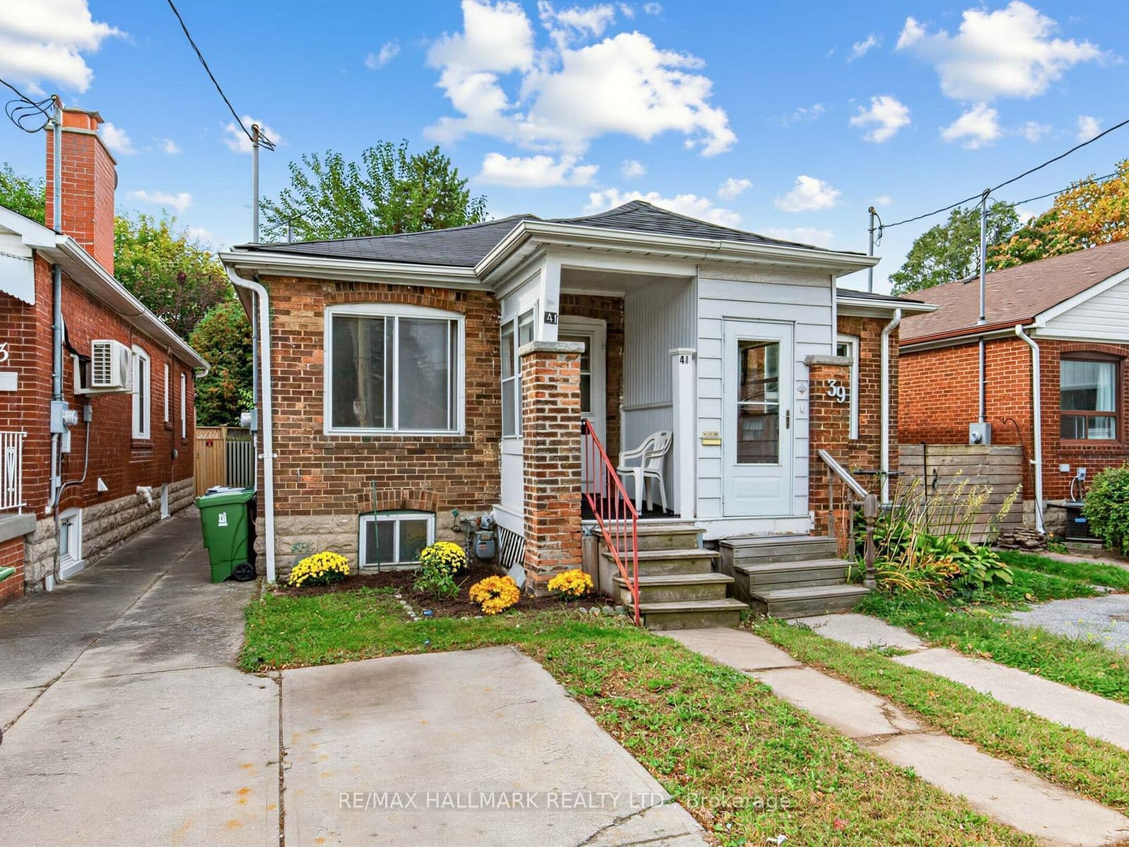 41 Gowan Avenue, Toronto, ON M4K 2C8