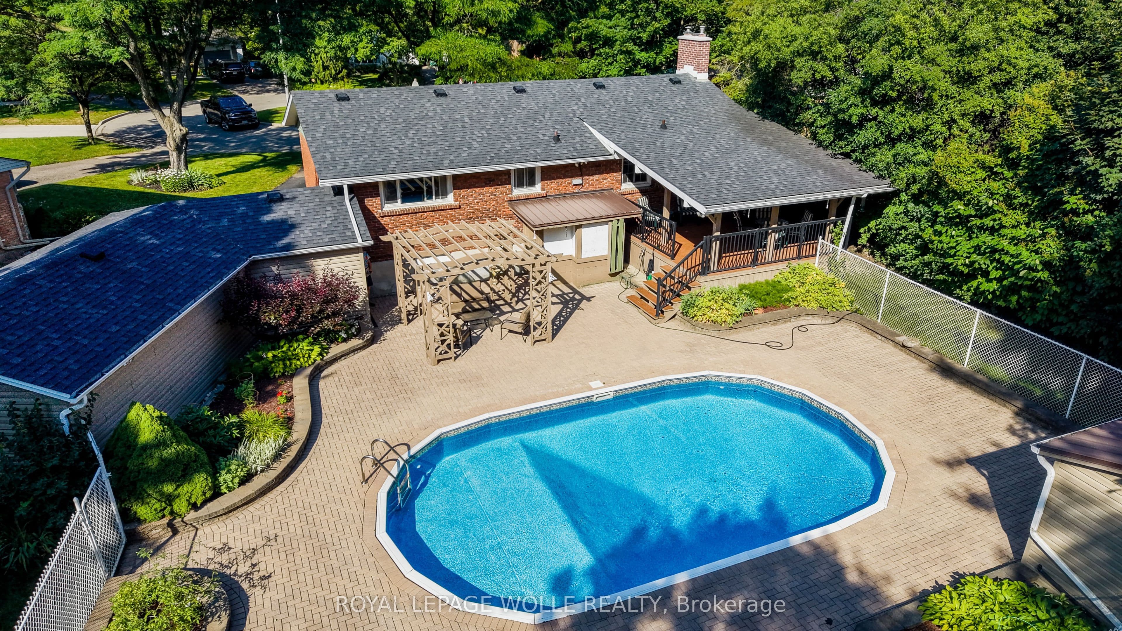 291 Villa Place, Waterloo, ON N2J 3X6