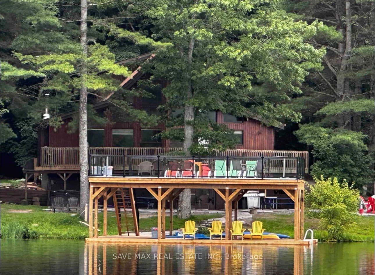 42 Todholm Drive Todholm Drive, Muskoka Lakes, ON P0B 1J0