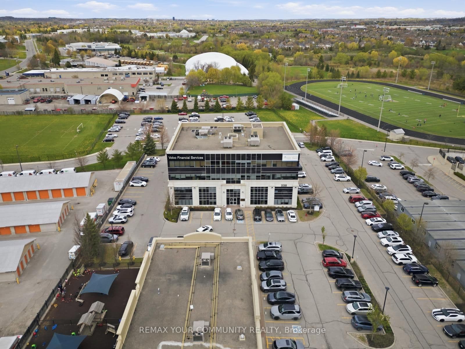 230 Wellington Street E, Aurora, ON L4G 1J5
