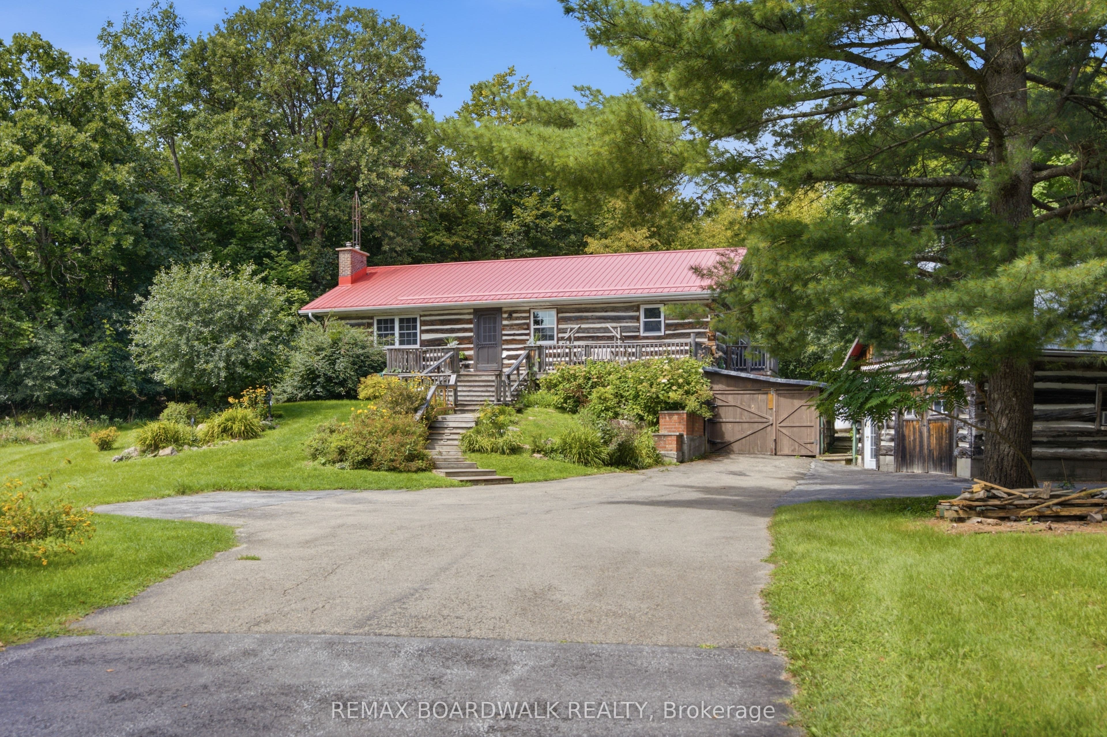 394 Kenyon Road, Tay Valley, ON K7H 3C5