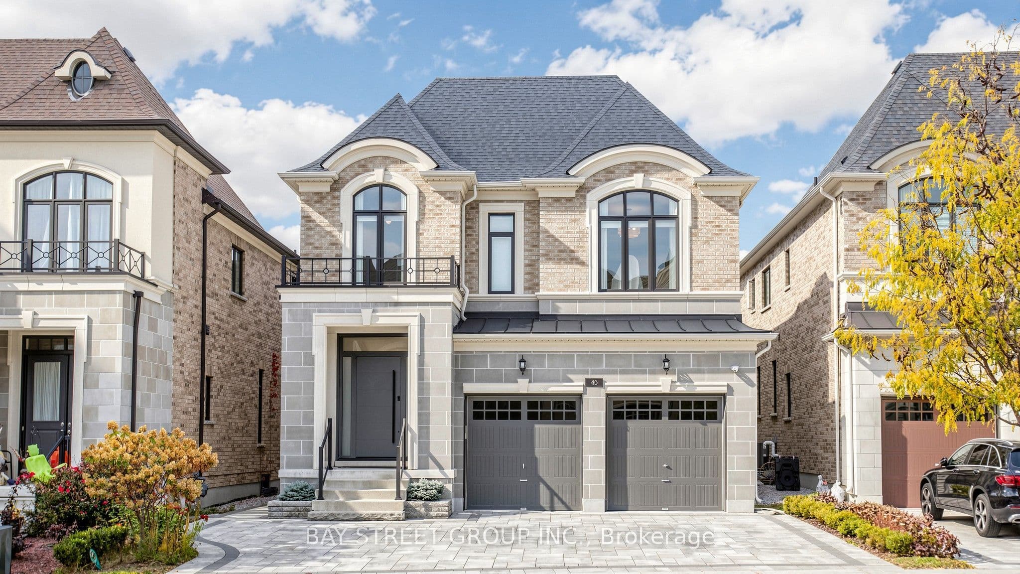 40 Shining Willow Court, Richmond Hill, ON L4C 6E5