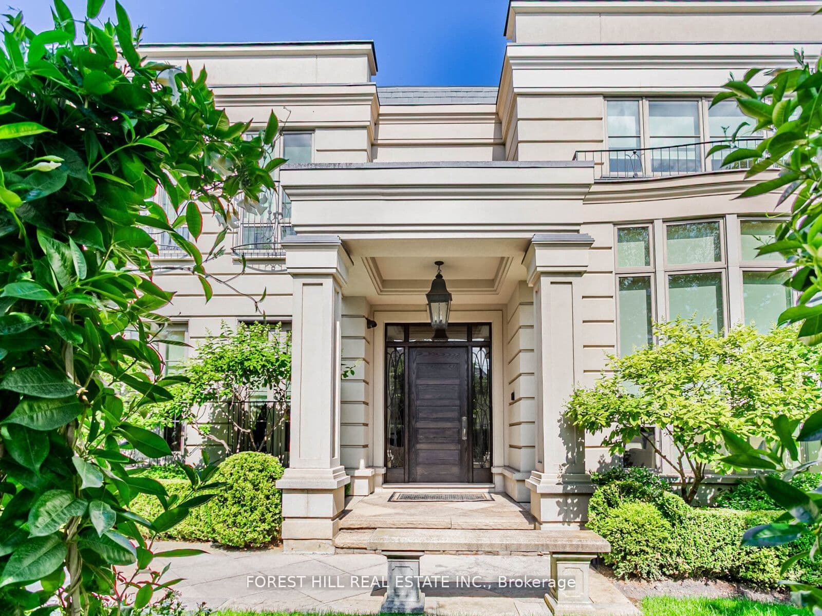 7 Cedarwood Avenue, Toronto, ON M2L 1L7