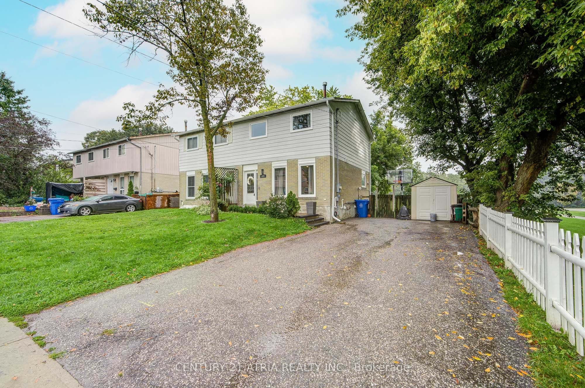 670 Elgin Street, Newmarket, ON L3Y 3B4