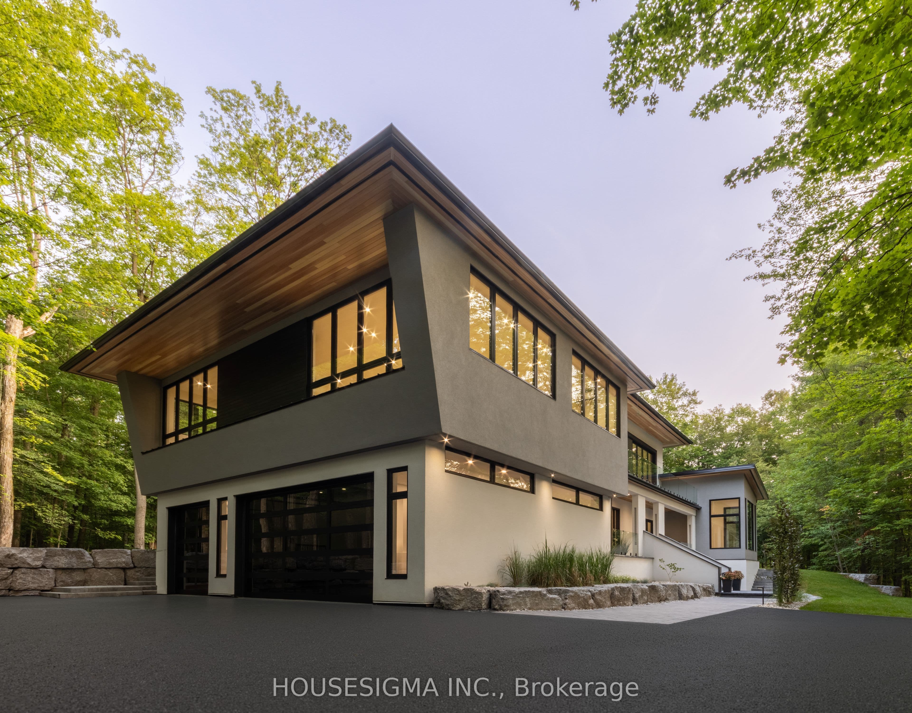 7 Maple Meadow Court, Caledon, ON L7K 0G2